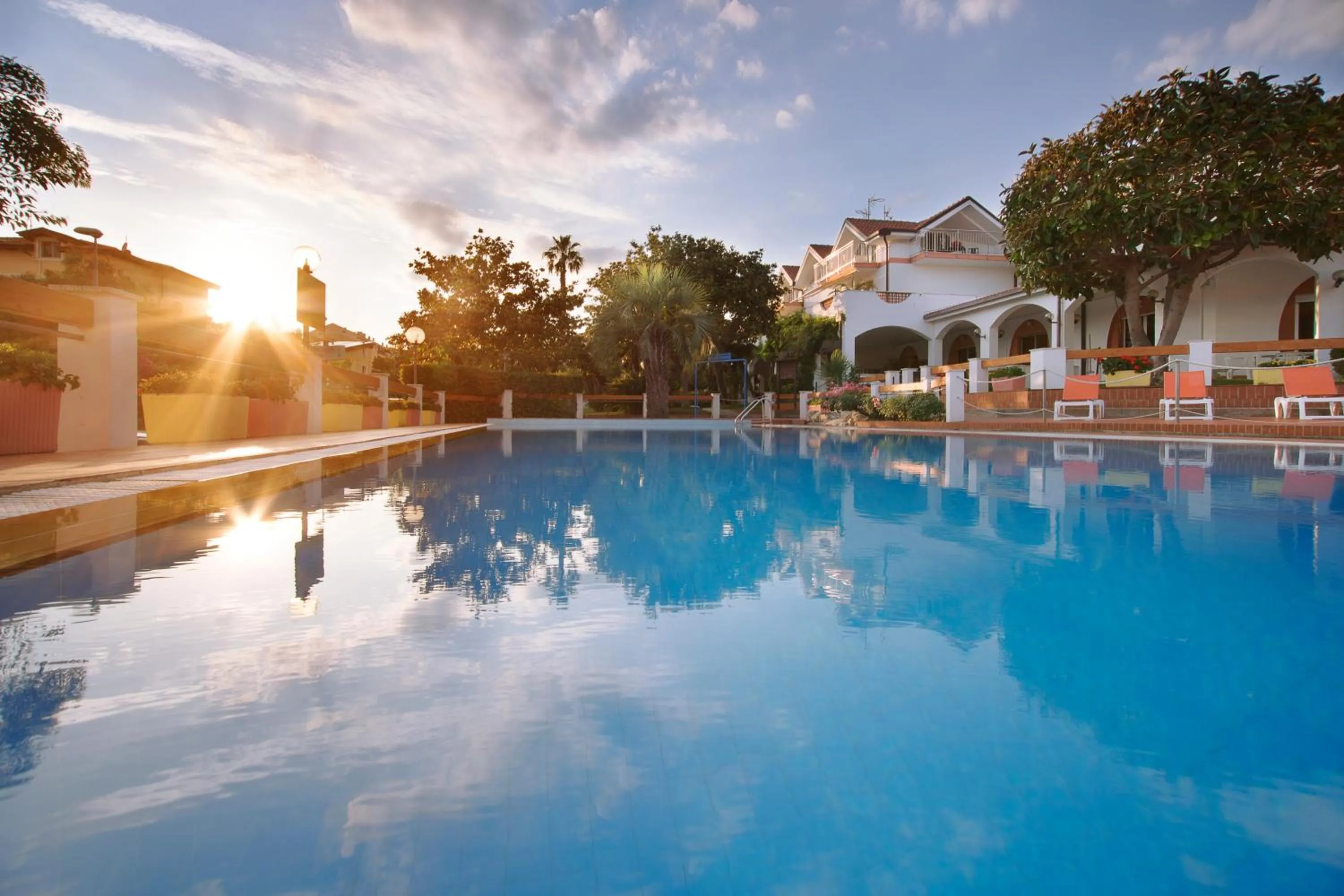 Pool view in Diano Sporting Apartments