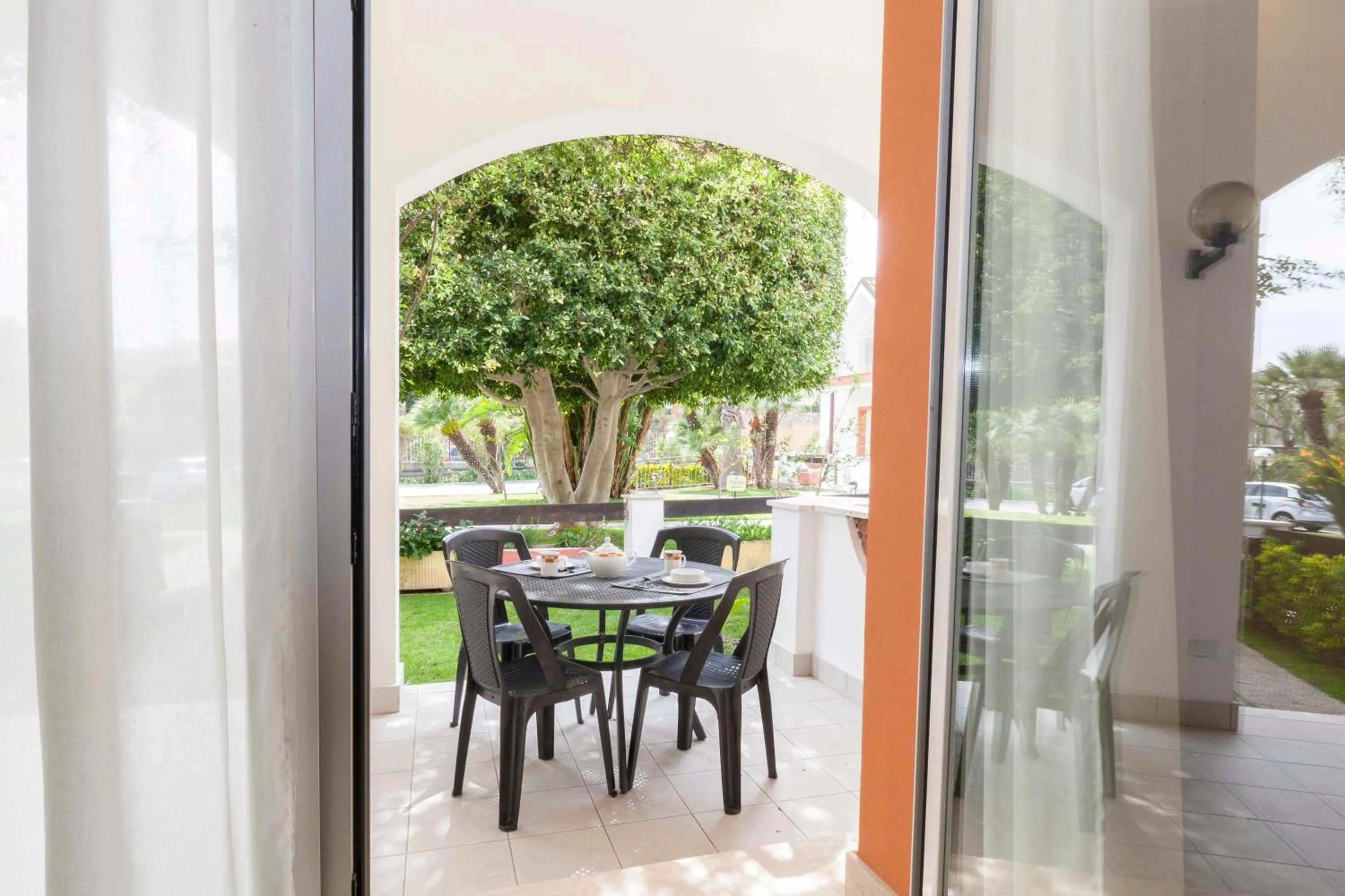 Garden in Diano Sporting Apartments