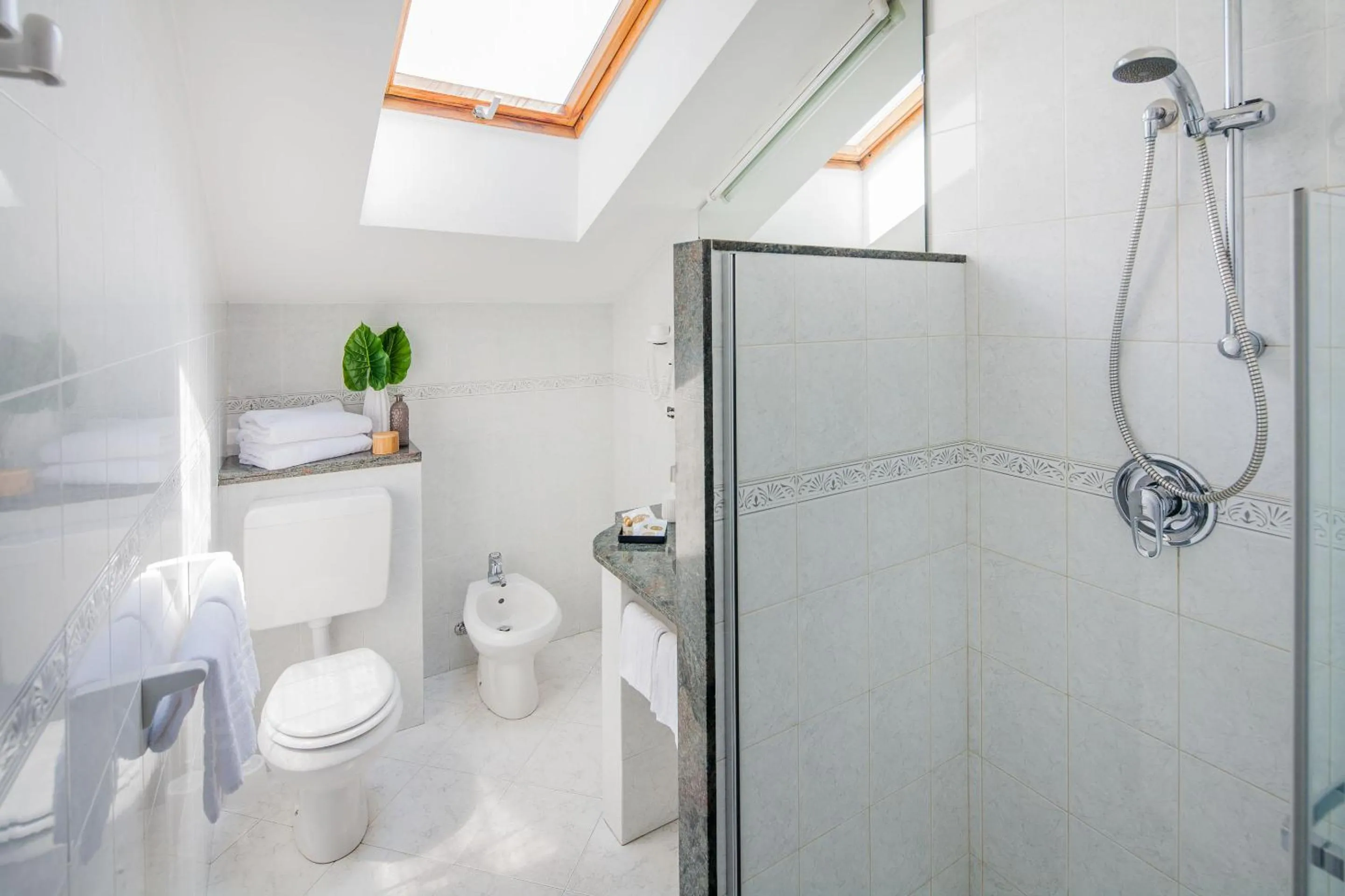 Bathroom in Diano Sporting Apartments