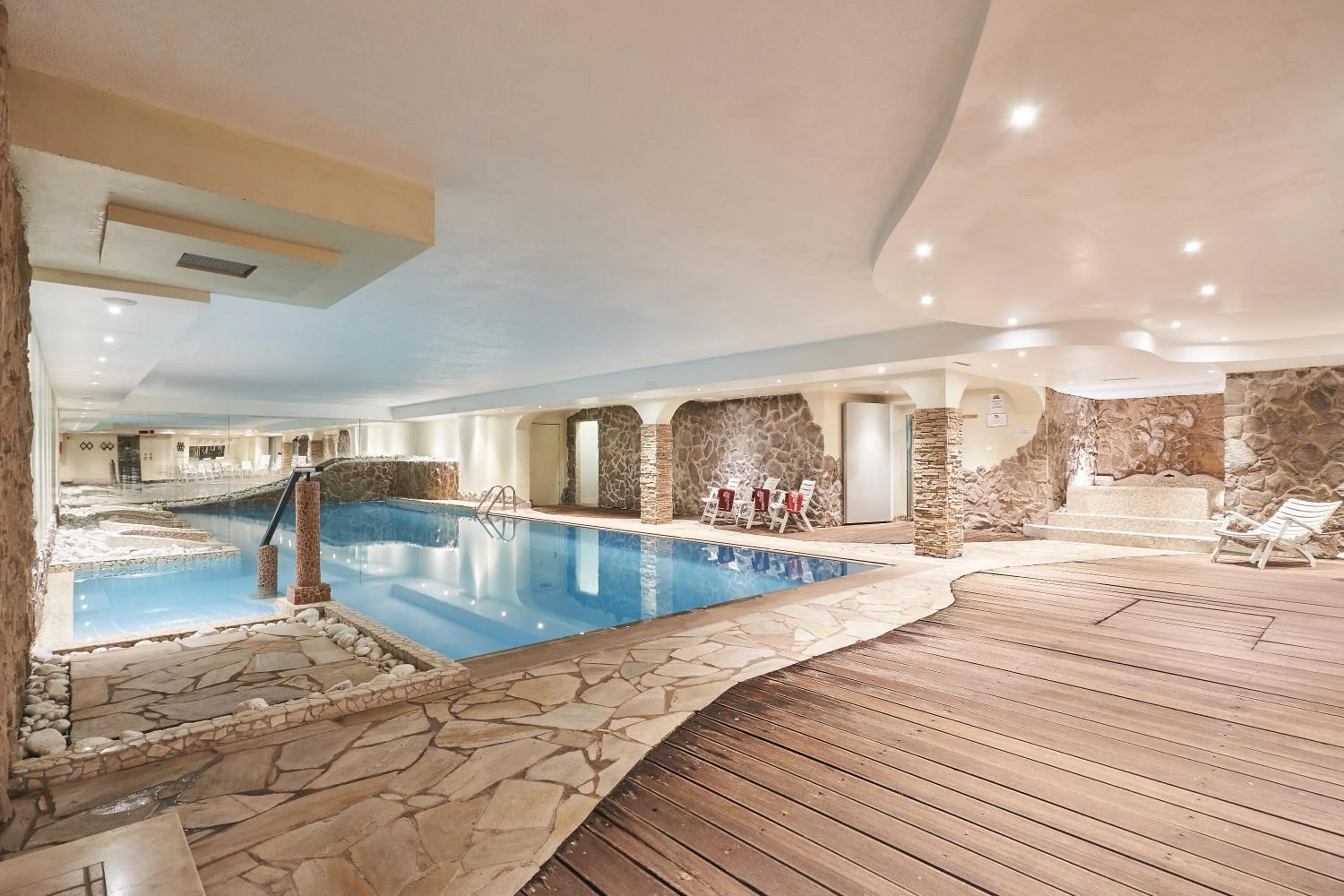 Hotel Dolomiti - Azzurro Club