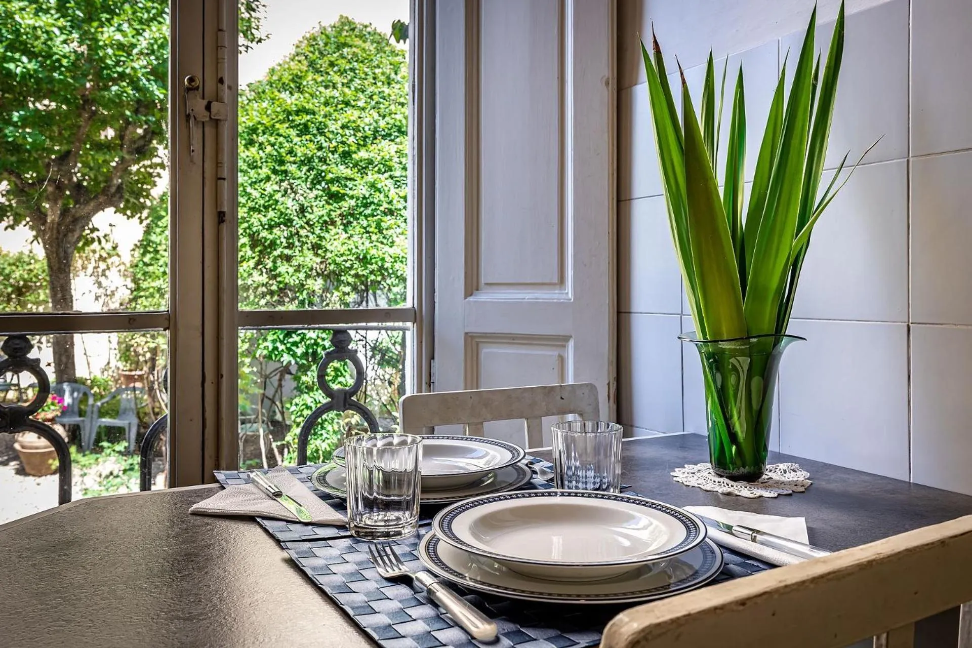 Communal kitchen in A Casa di Lilli