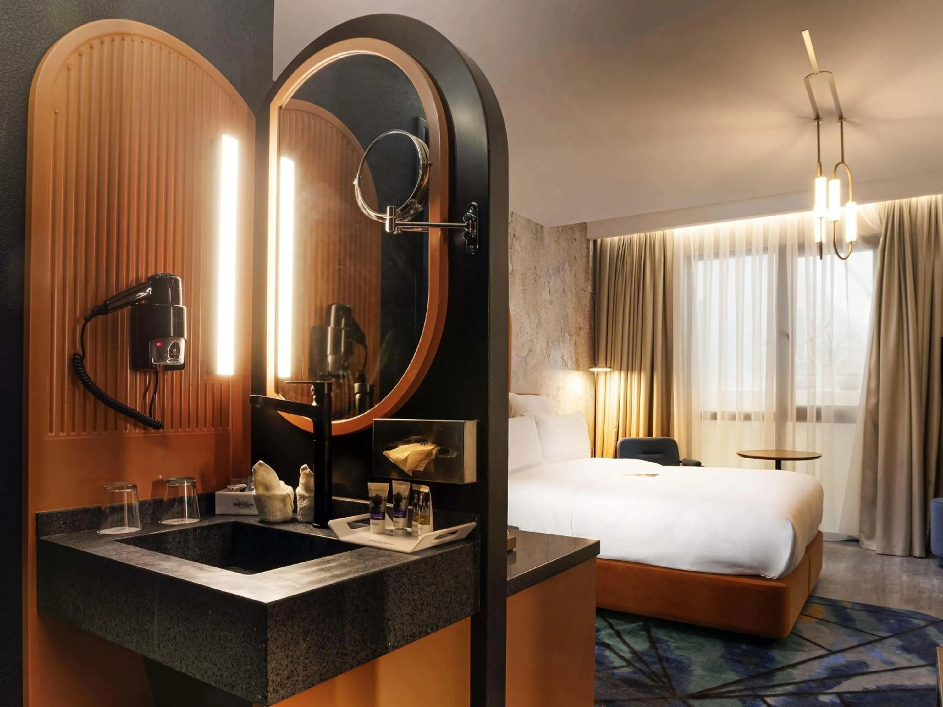 Bedroom, Bed in Mercure Istanbul Bakirkoy