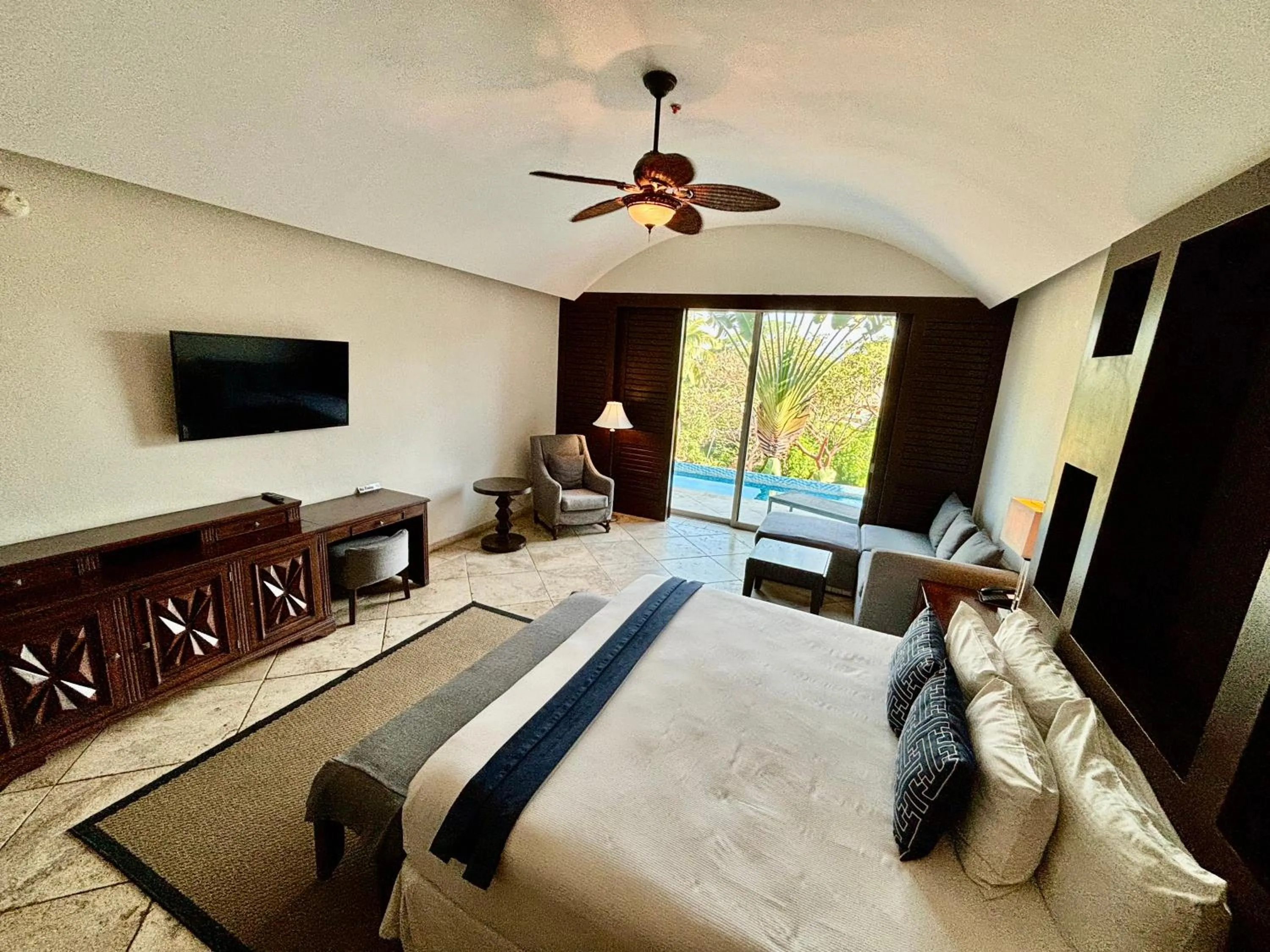 Bed in Hotel Hacienda San Pancho