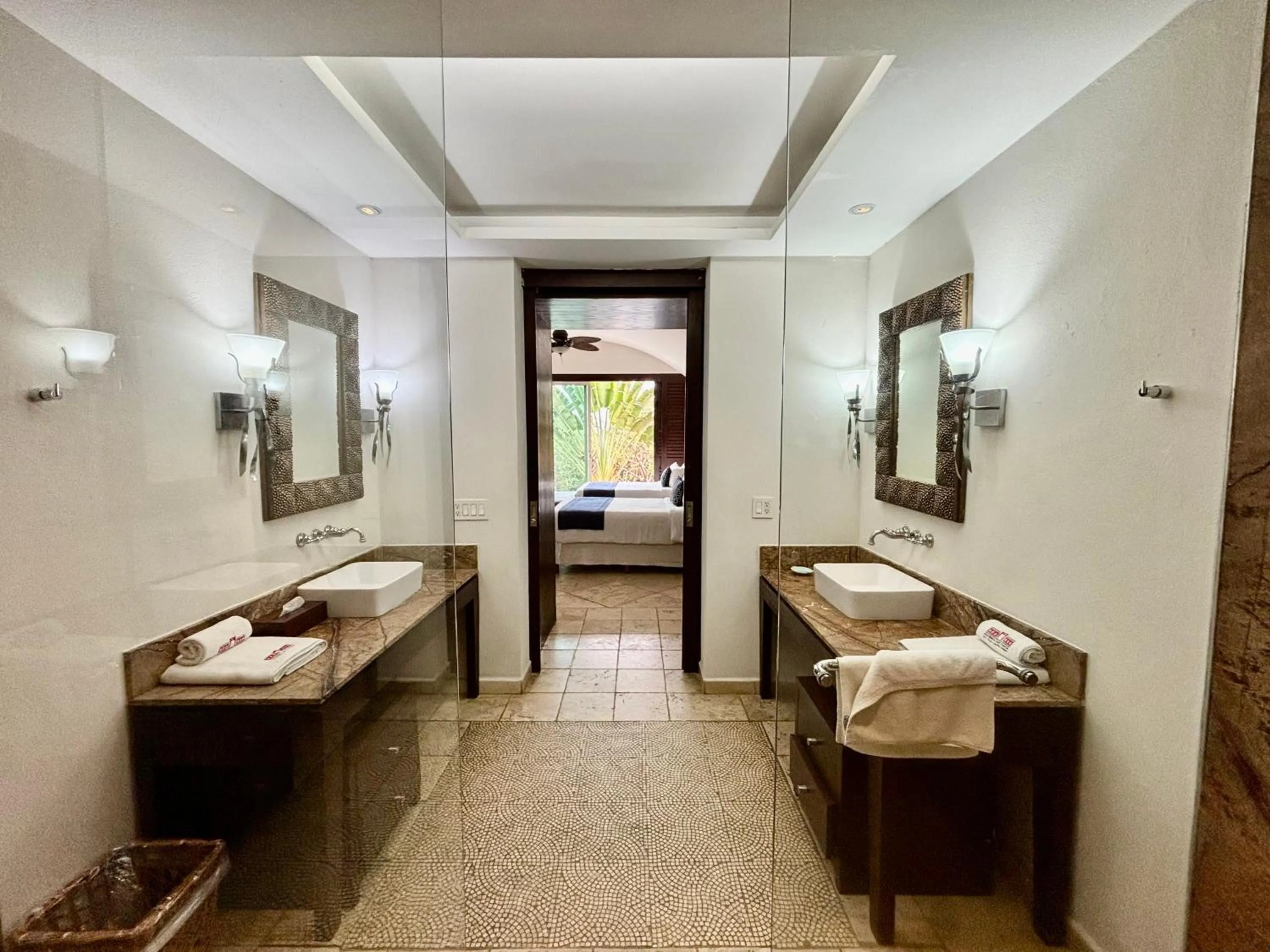 Bed in Hotel Hacienda San Pancho