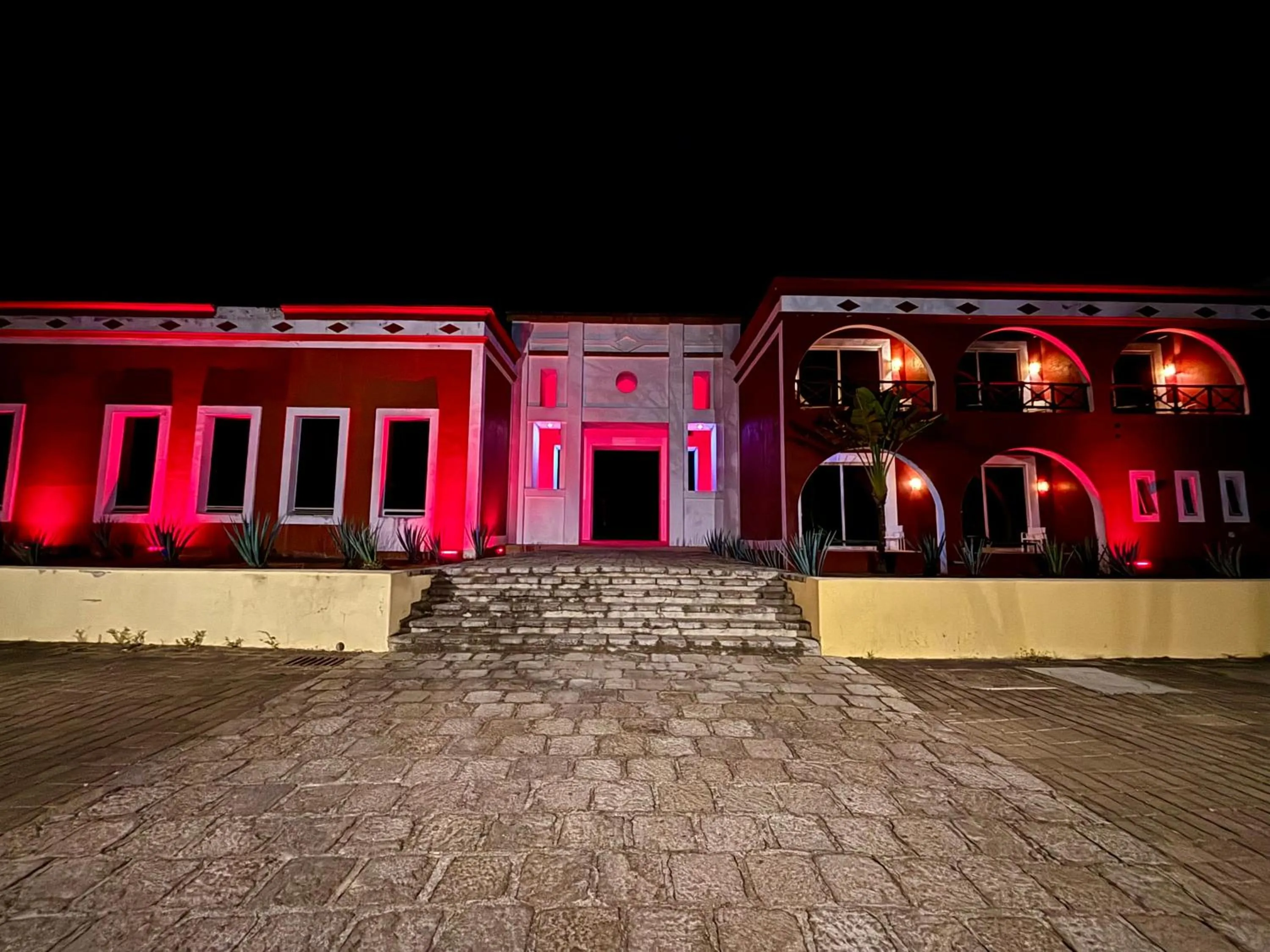 Property building in Hotel Hacienda San Pancho