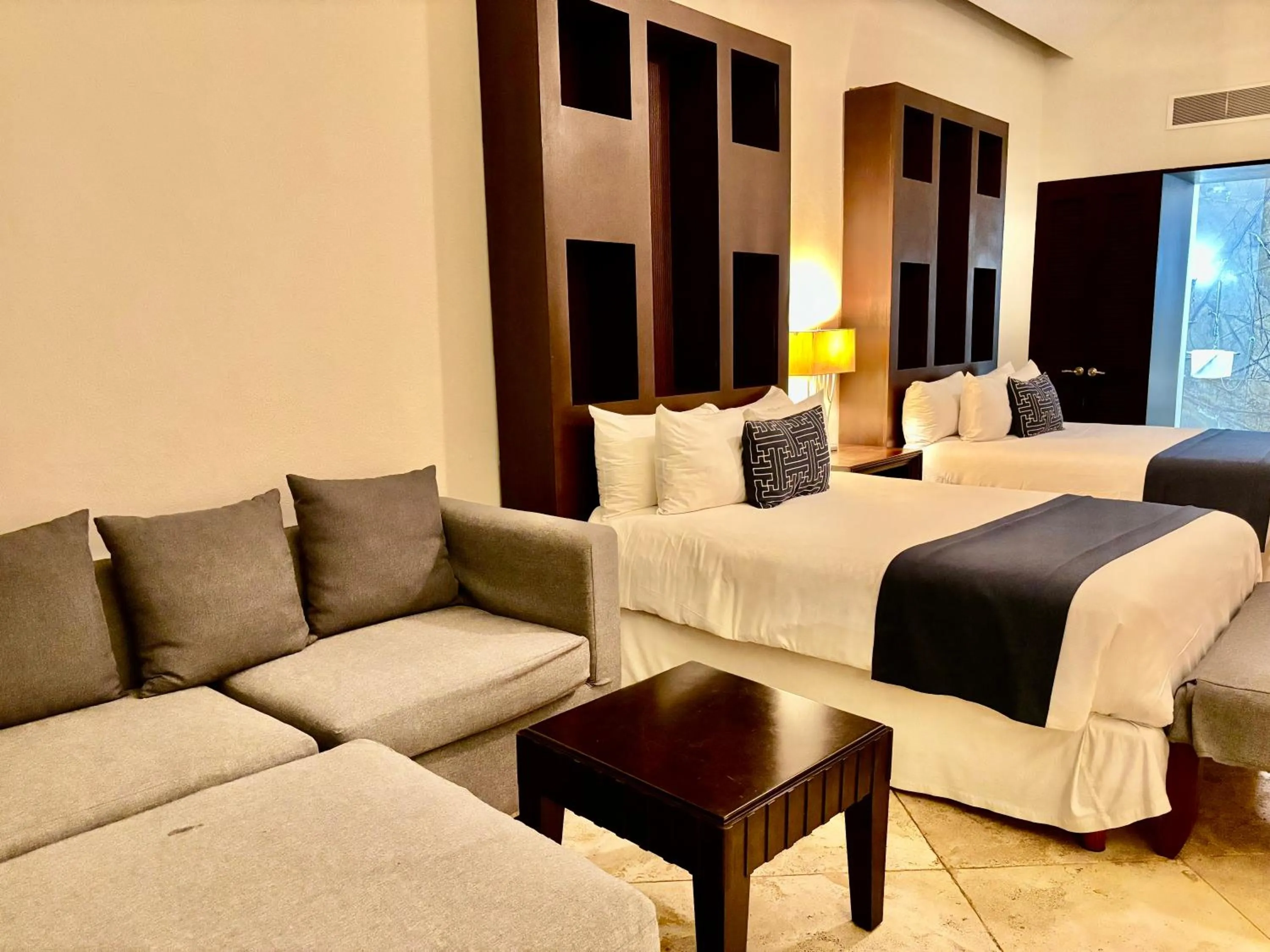 Bed in Hotel Hacienda San Pancho