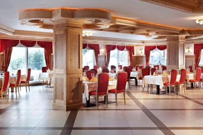Restaurant/places to eat in Parc Hotel Miramonti