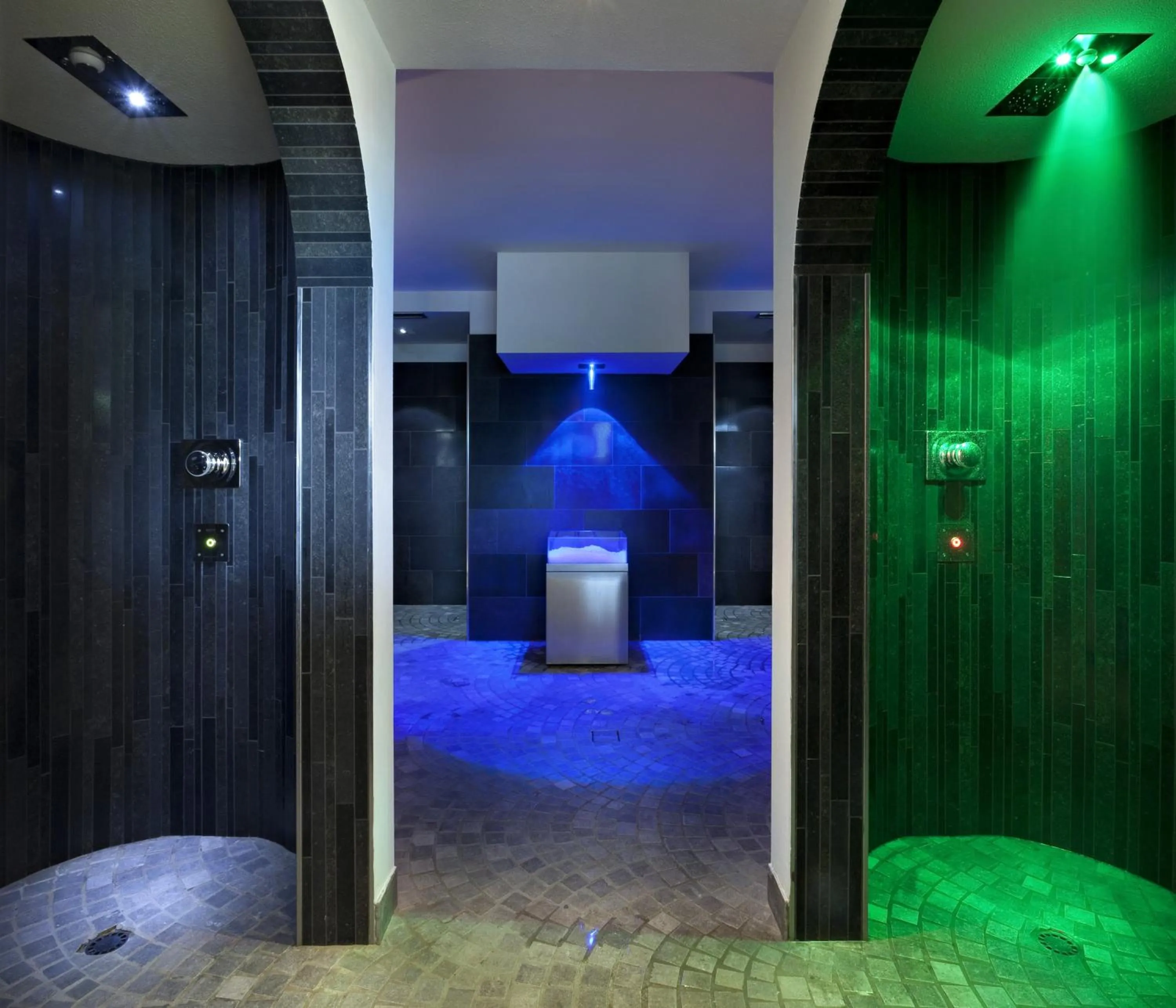 Shower in Parc Hotel Miramonti