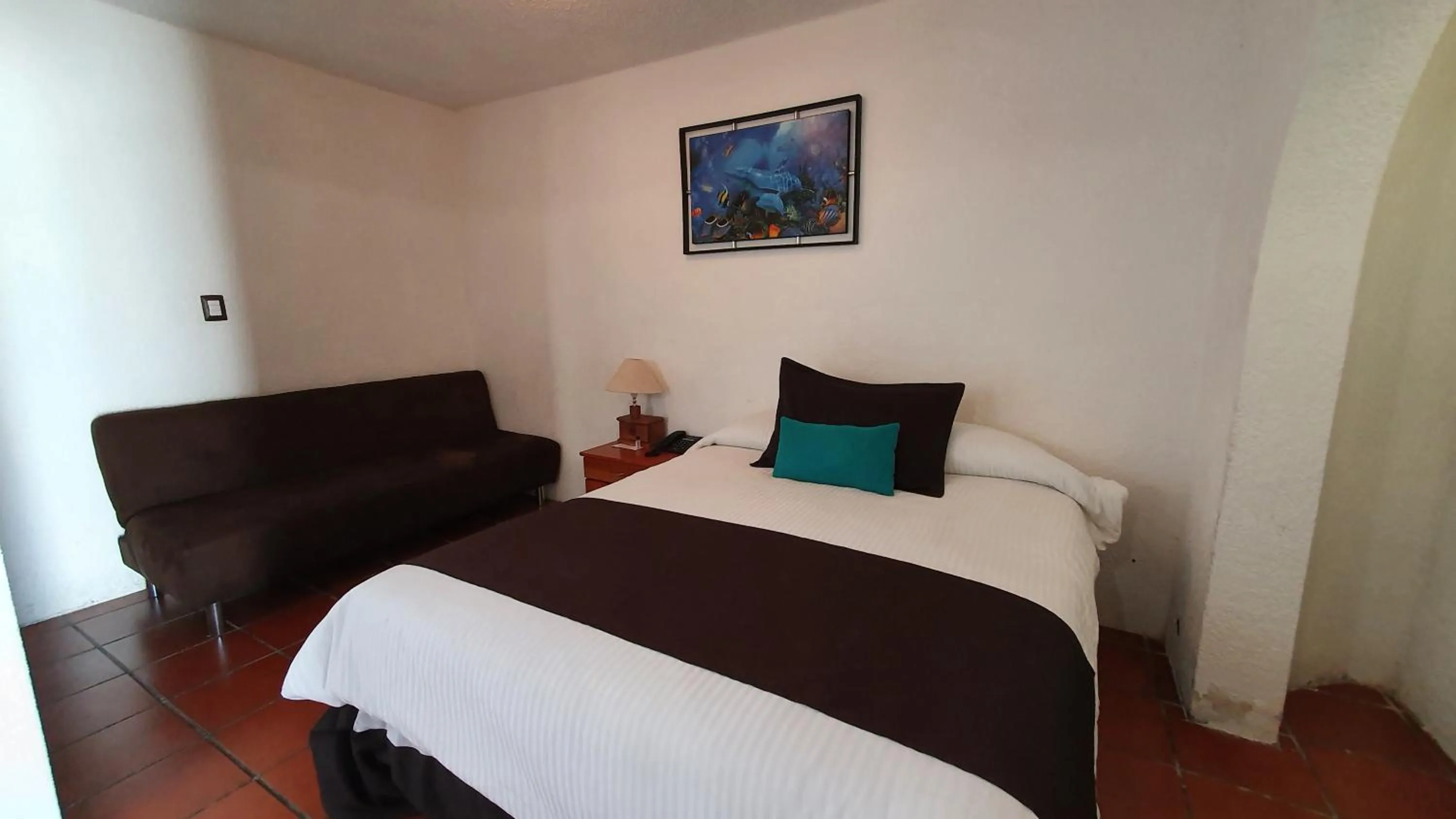 Bedroom in Hill House Mazatlan - Bed & Breakfast