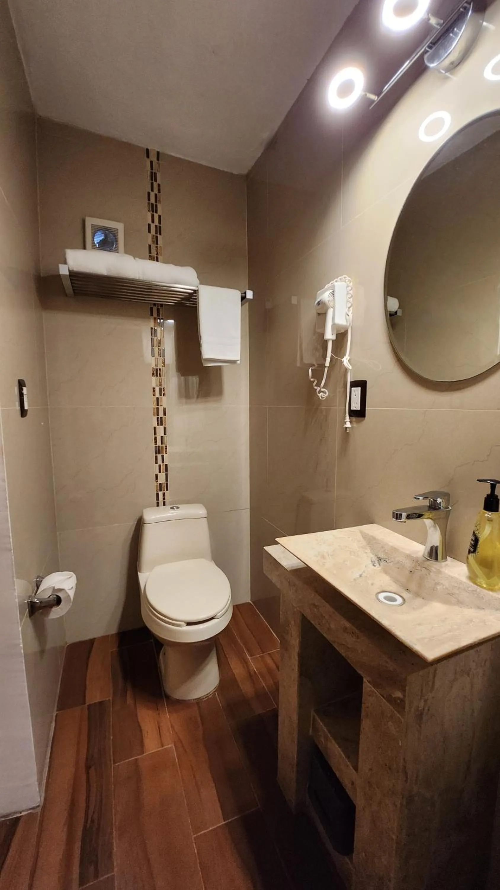 Bathroom in Hill House Mazatlan - Bed & Breakfast