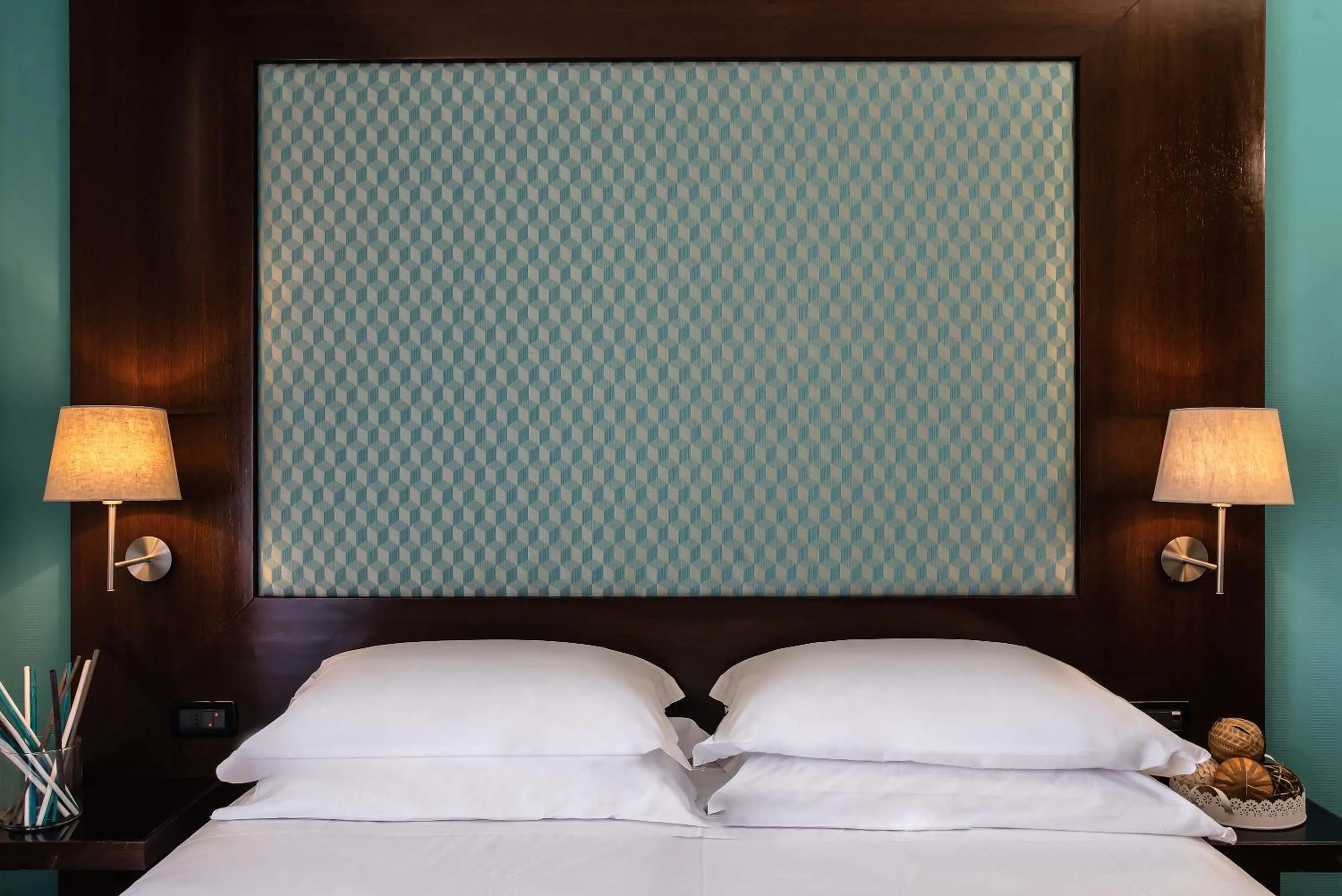 Bedroom, Bed in Merulana Inn Guest House