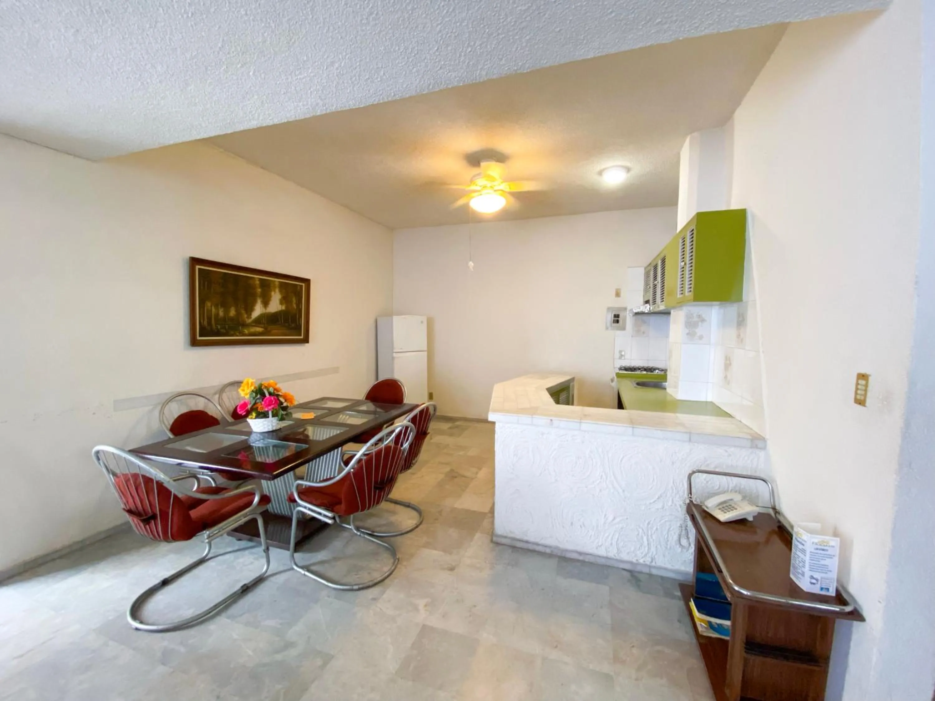 Dining area in Hotel Suites Jazmín Acapulco