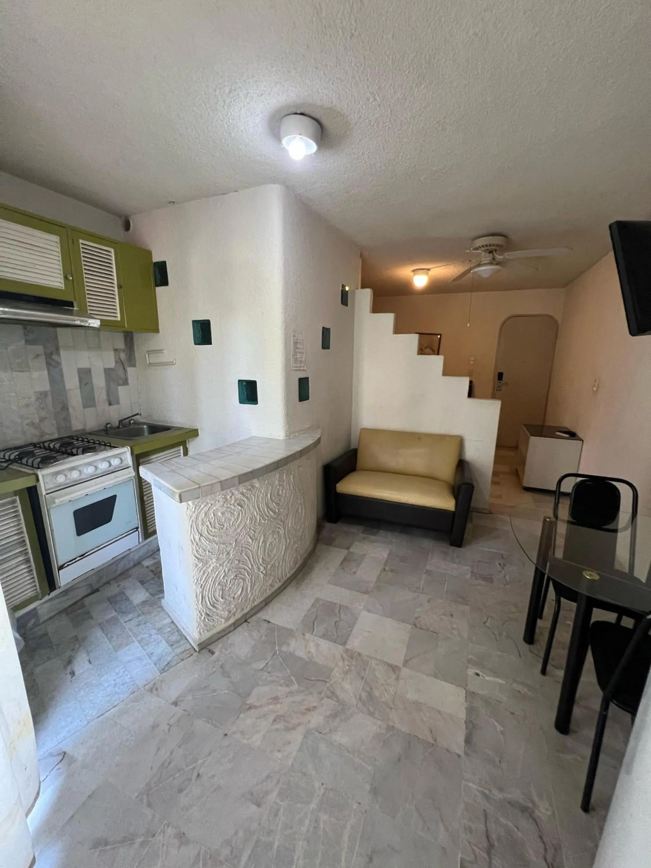 kitchen in Hotel Suites Jazmín Acapulco