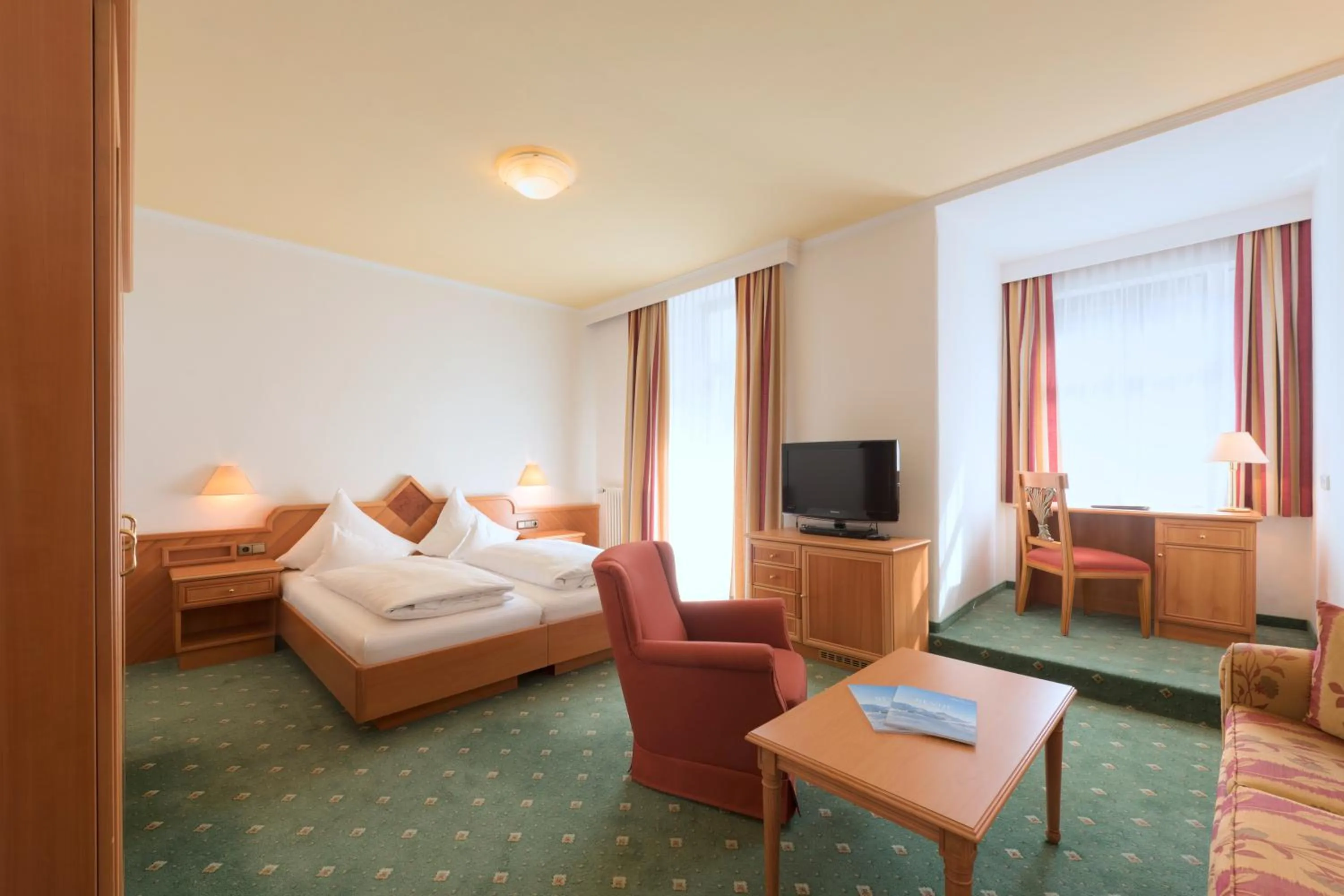 Bedroom, Bed in Hotel Post