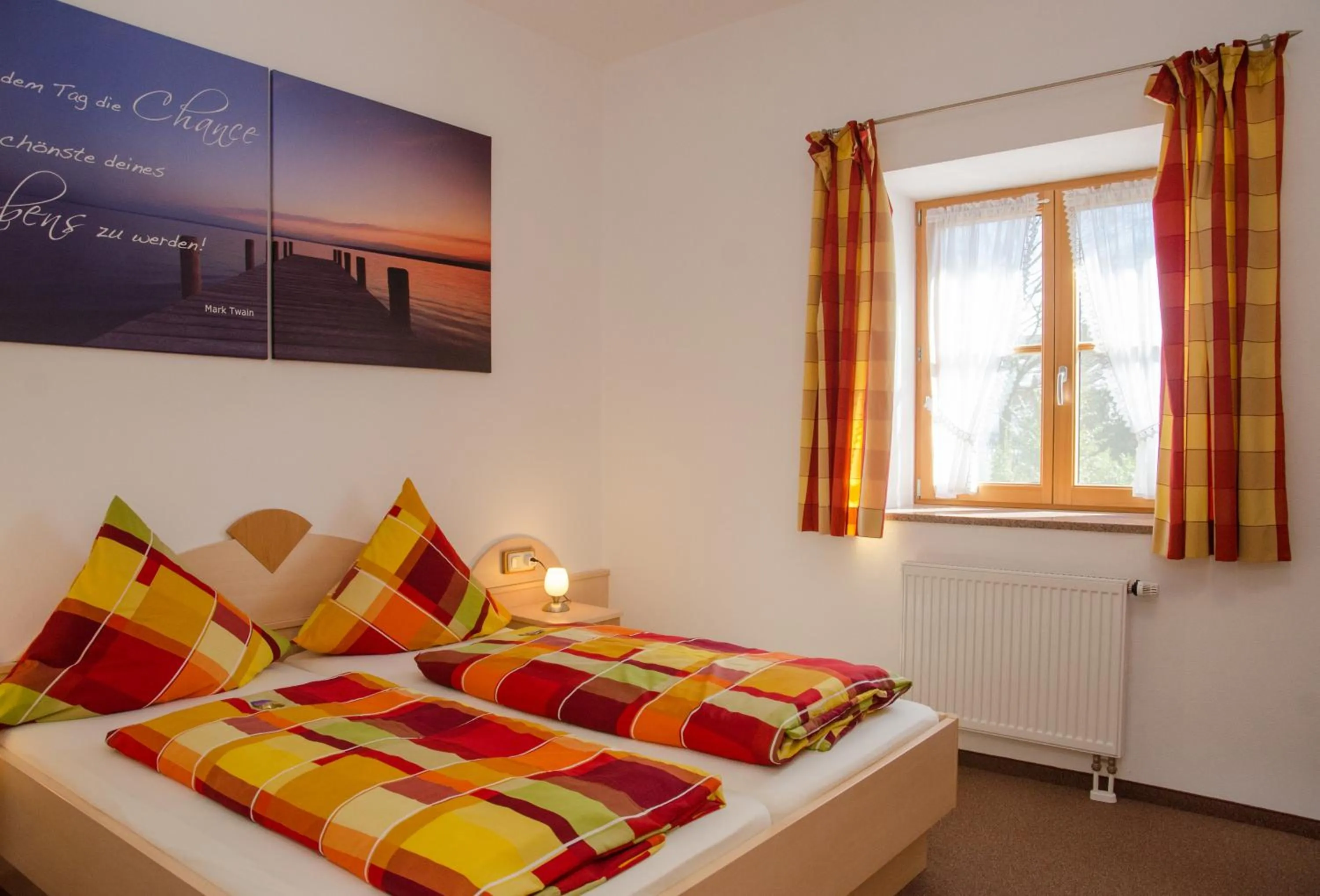 Bed in Hotel-Cafe Hanfstingl