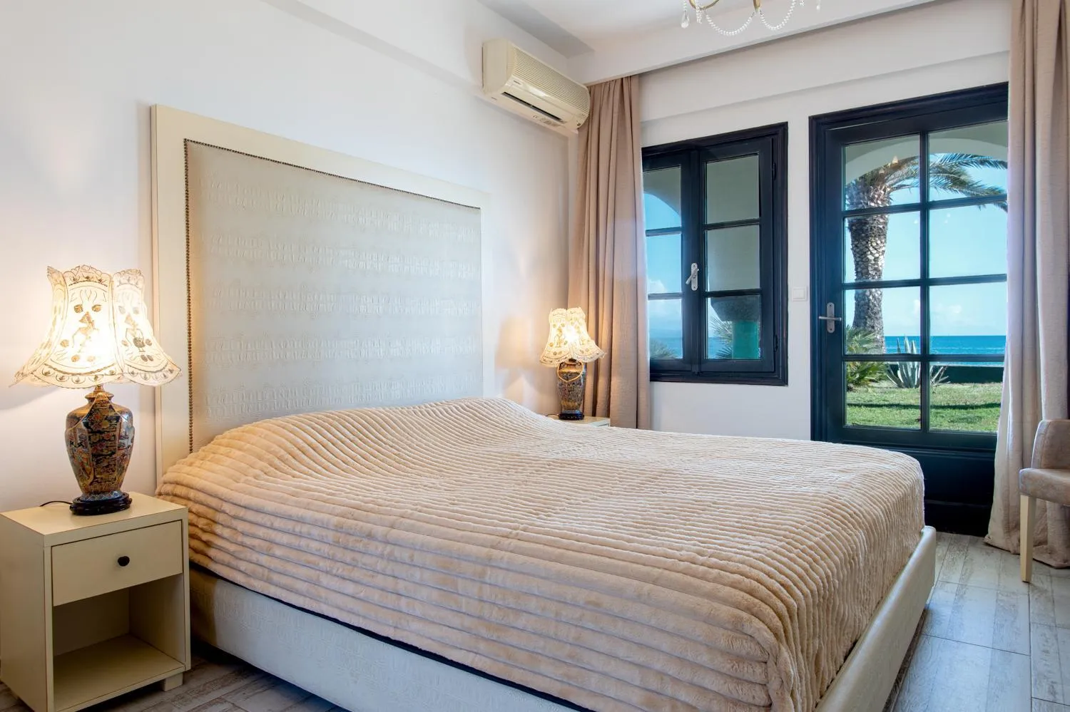 Bedroom, Bed in Assa Maris Beach Hotel