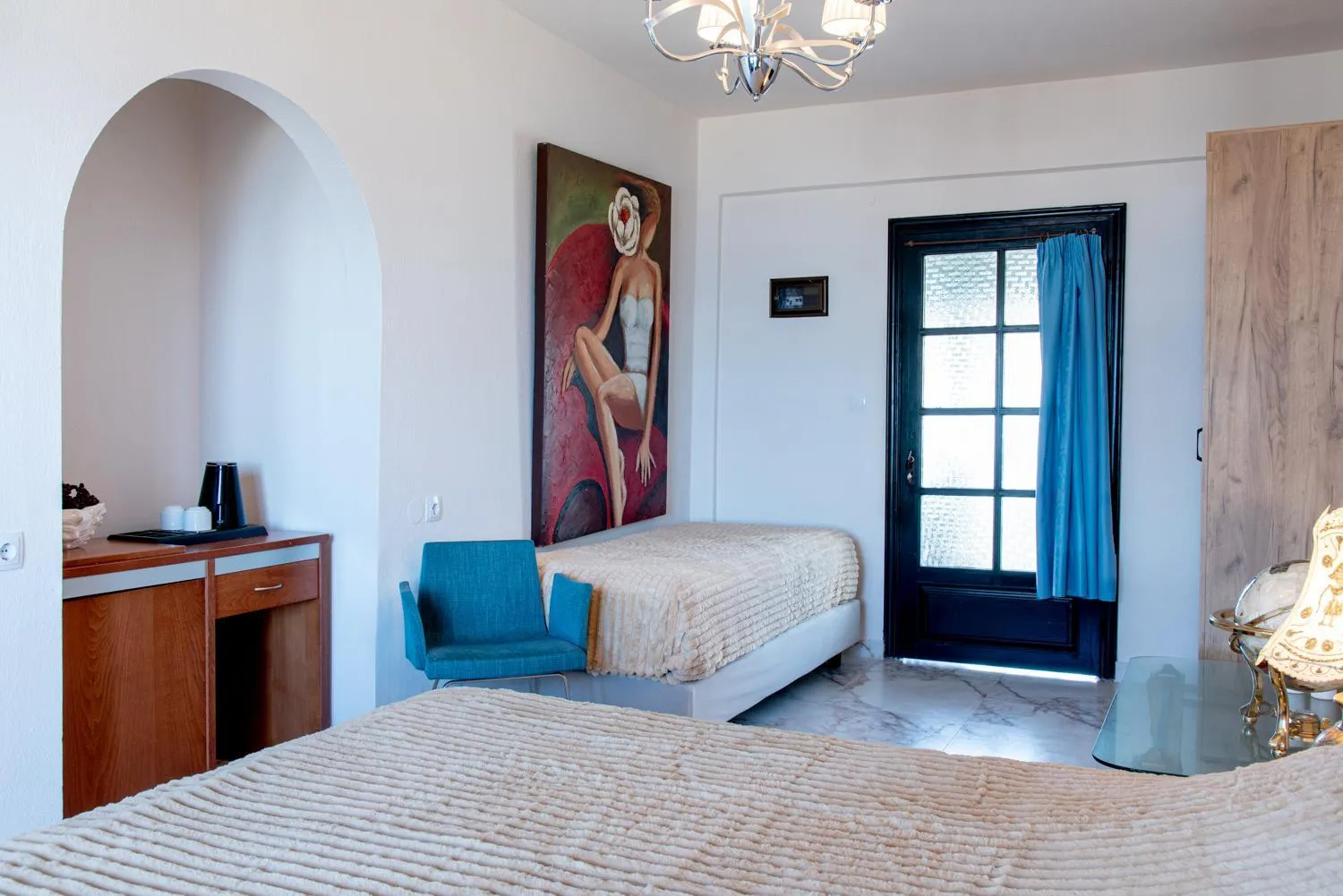 Photo of the whole room, Bed in Assa Maris Beach Hotel