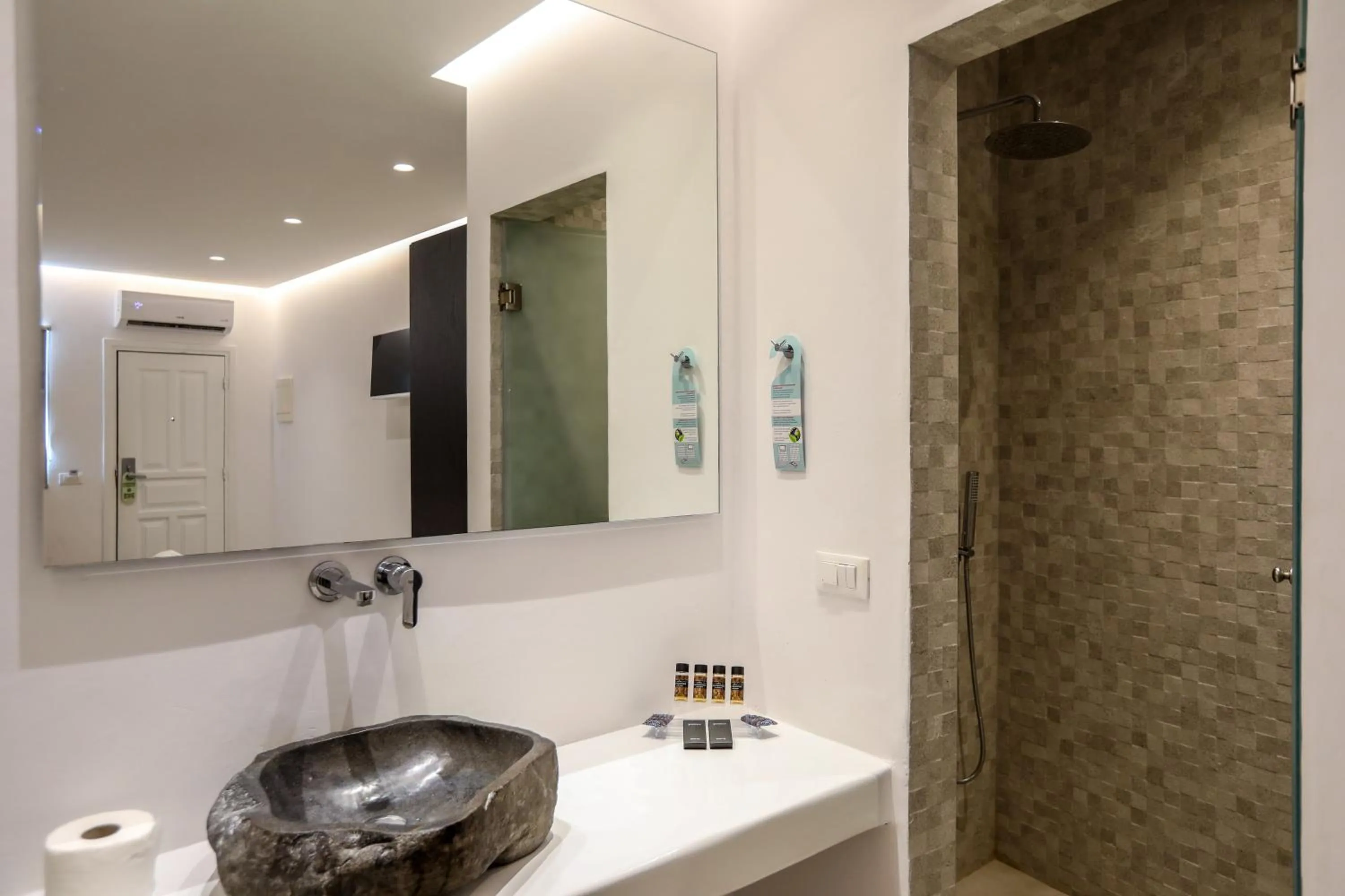 Bathroom in Casa Grande Hotel