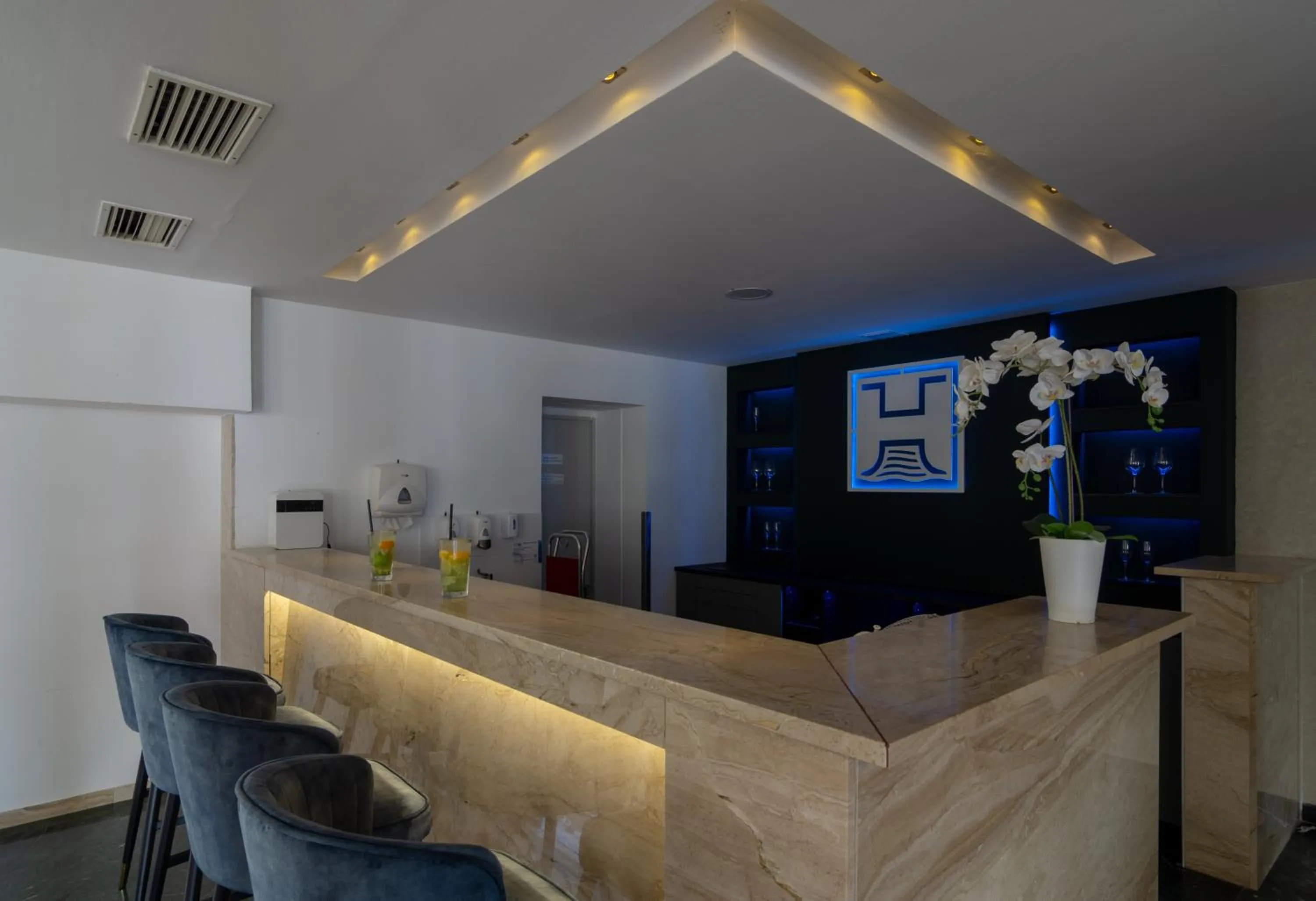 Lobby or reception in Holiday Resorts