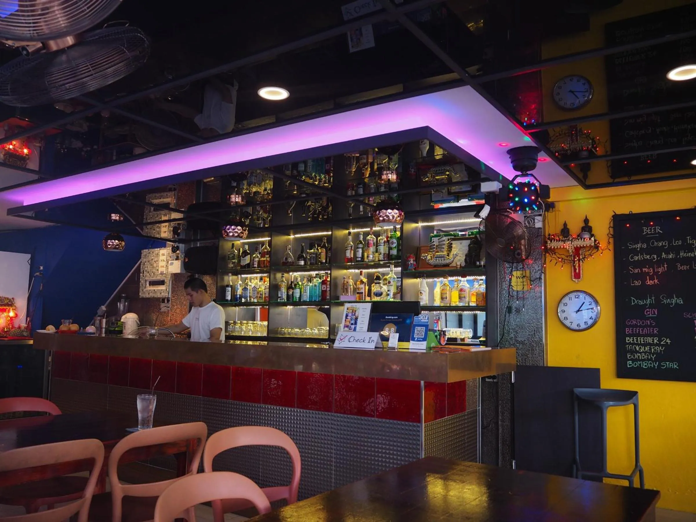 Lounge or bar in Maderla