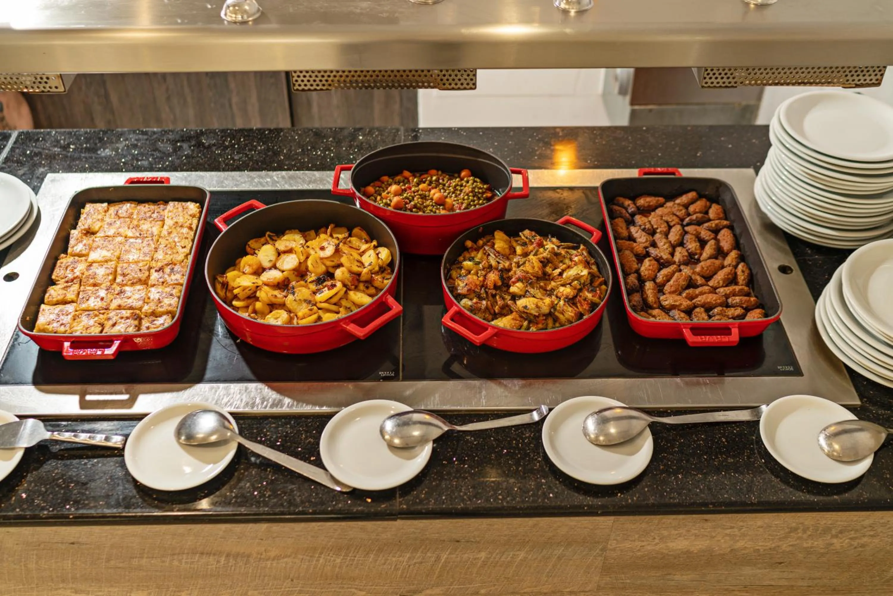 Lunch in Delfina Tropic Beach