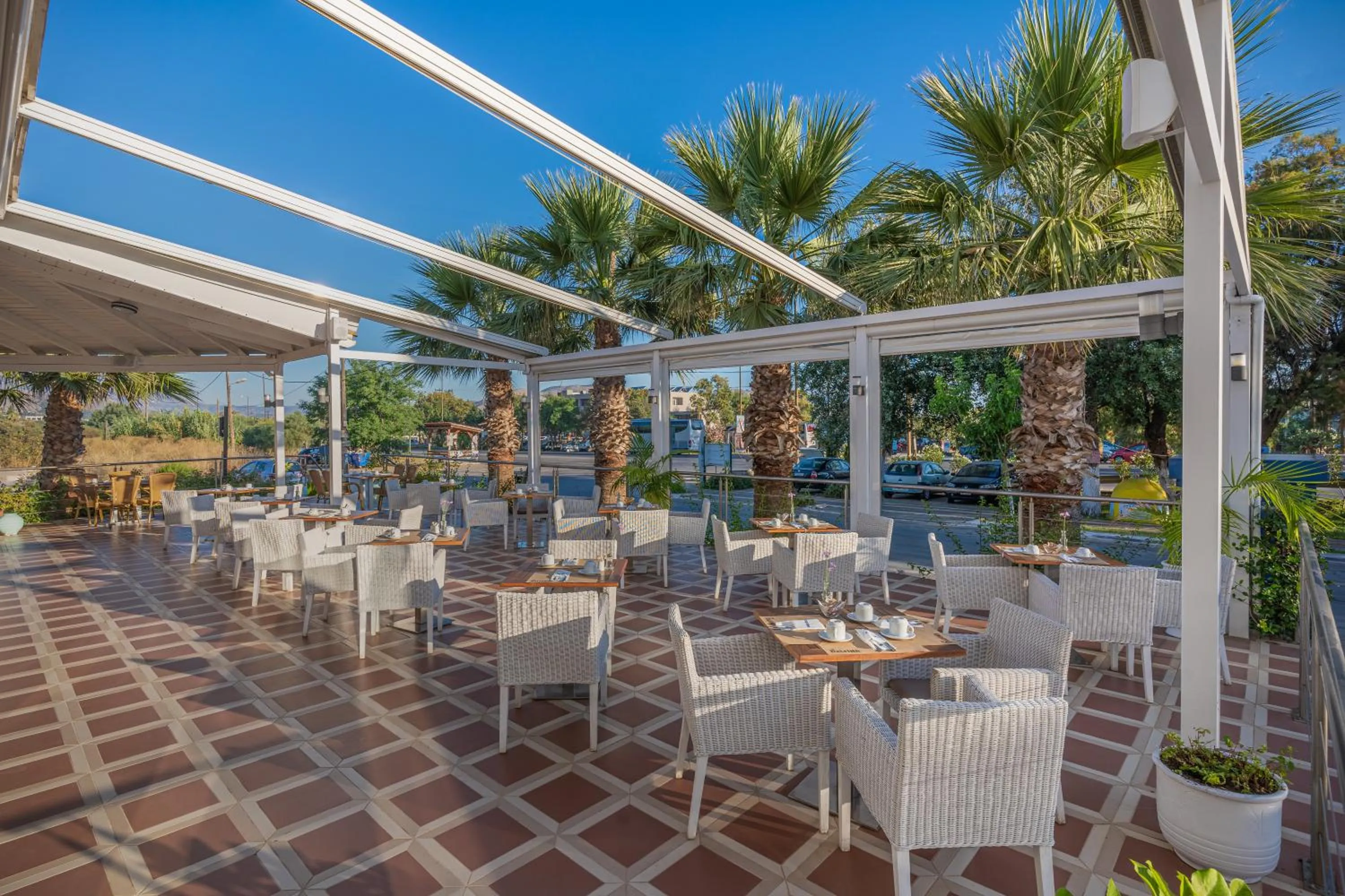 Restaurant/places to eat in Delfina Boutique Hotel