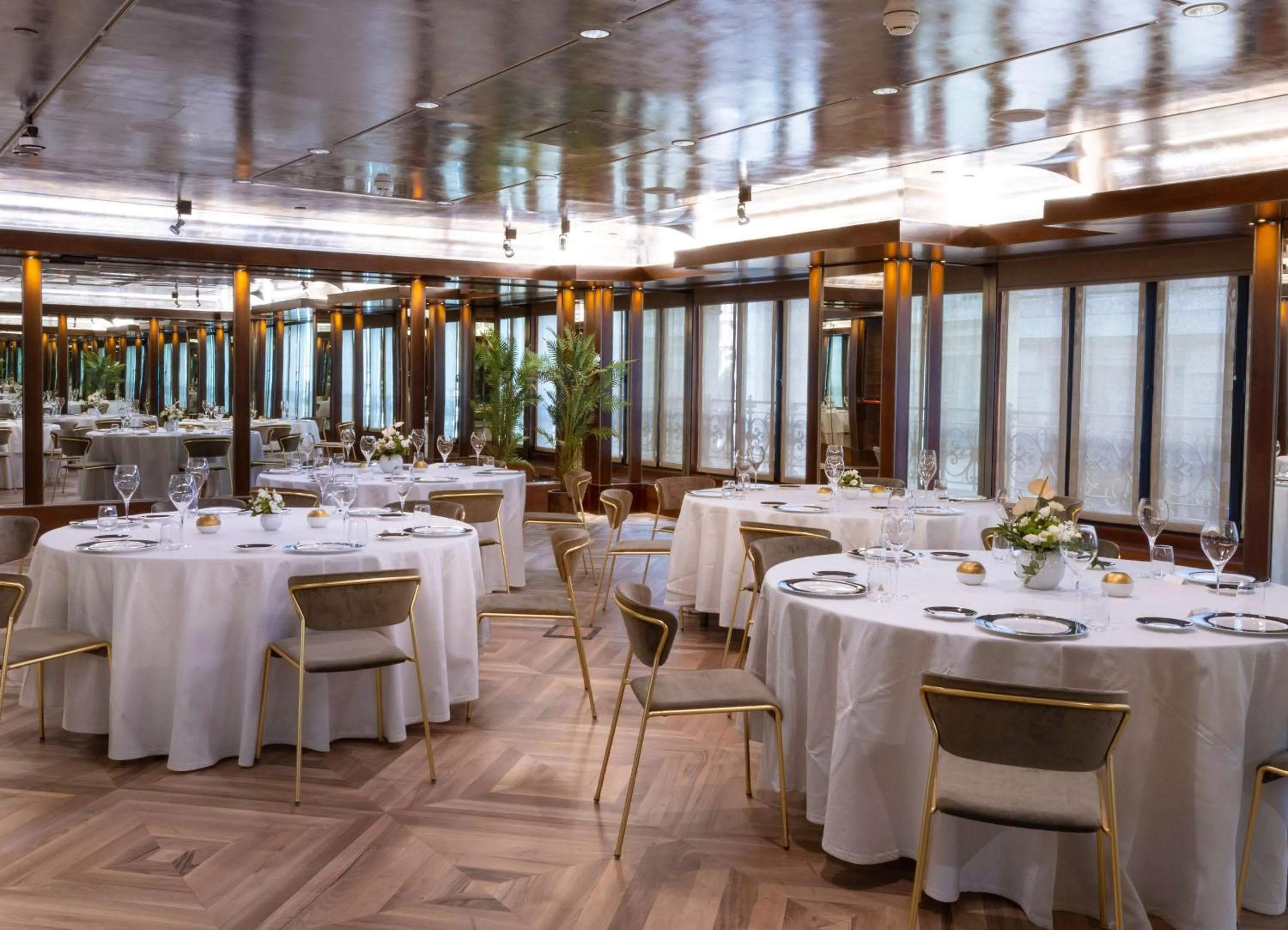 Meeting/conference room in Park Hyatt Milano