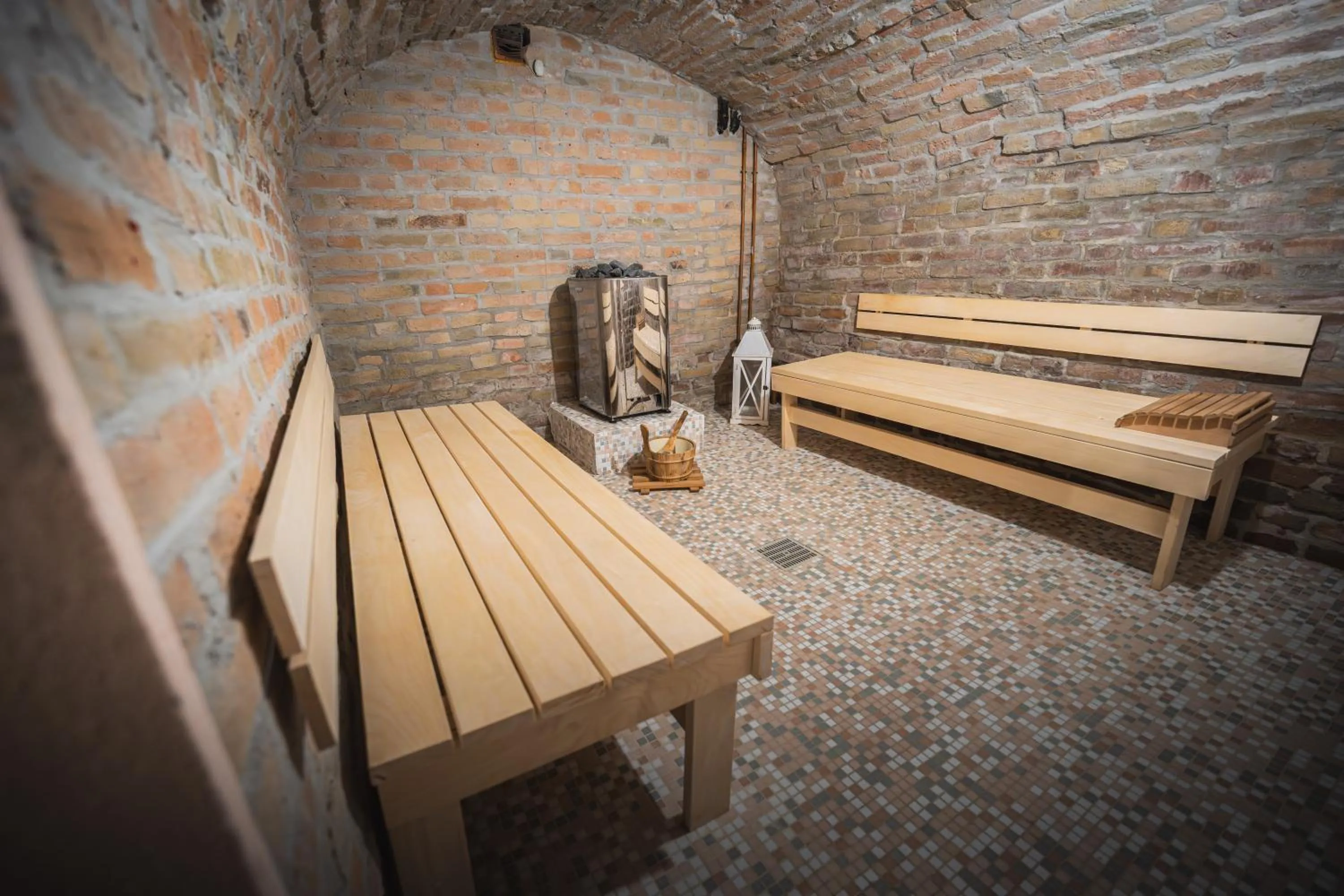 Hotel La Tavola Rotonda