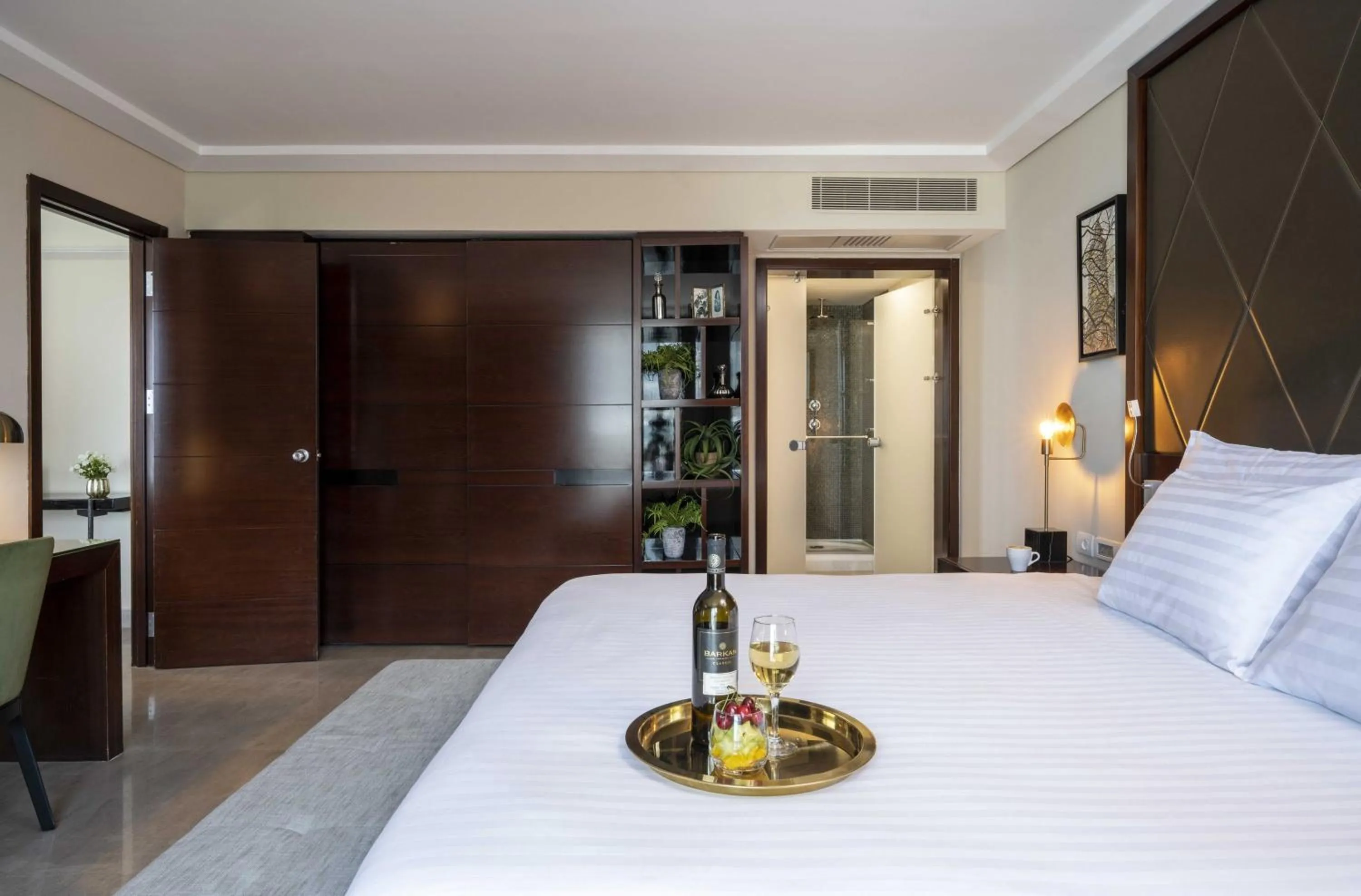 Photo of the whole room, Bed in Crowne Plaza Tel Aviv Beach by IHG