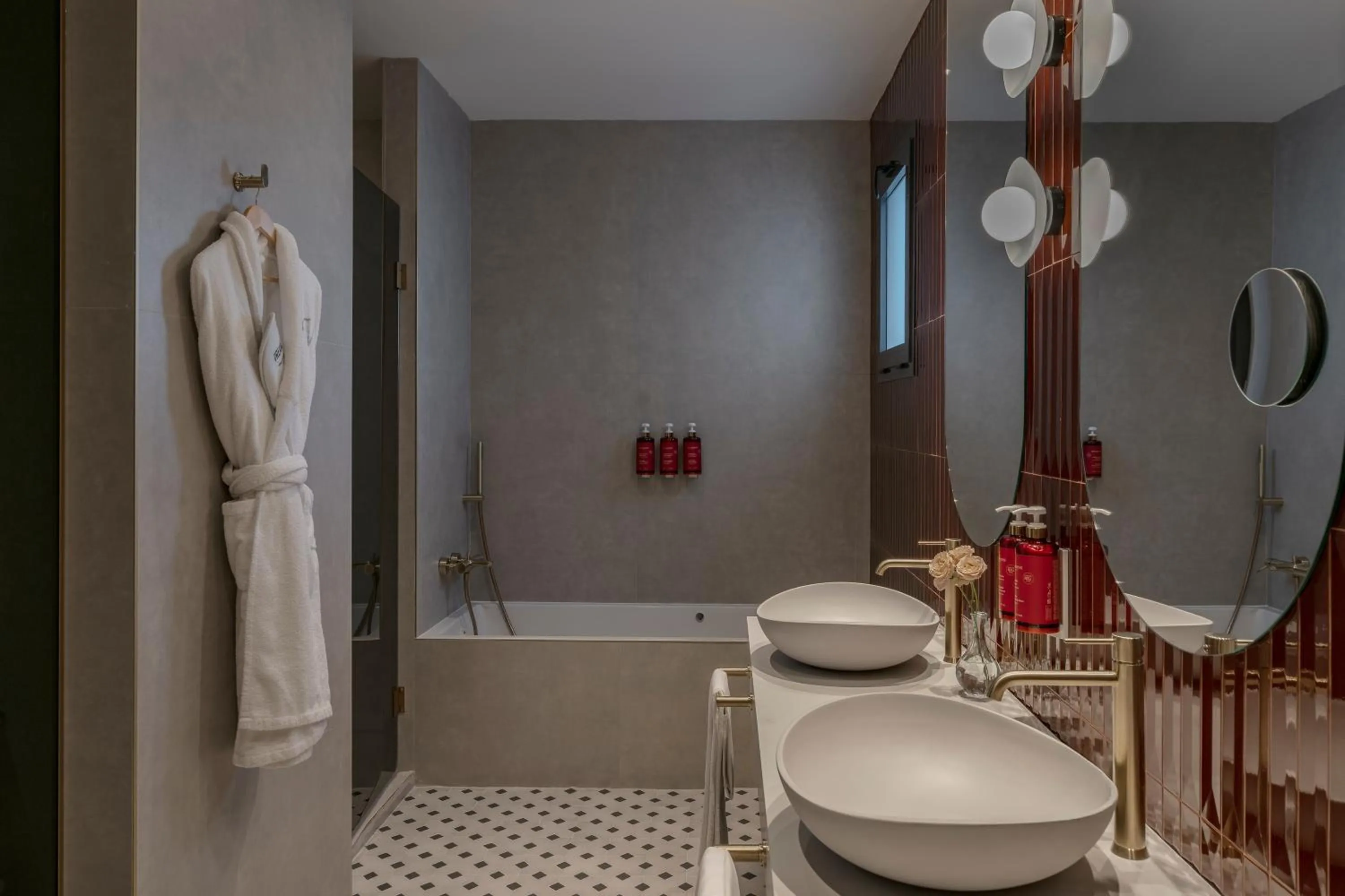 Bathroom in Vincci Selección Posada del Patio