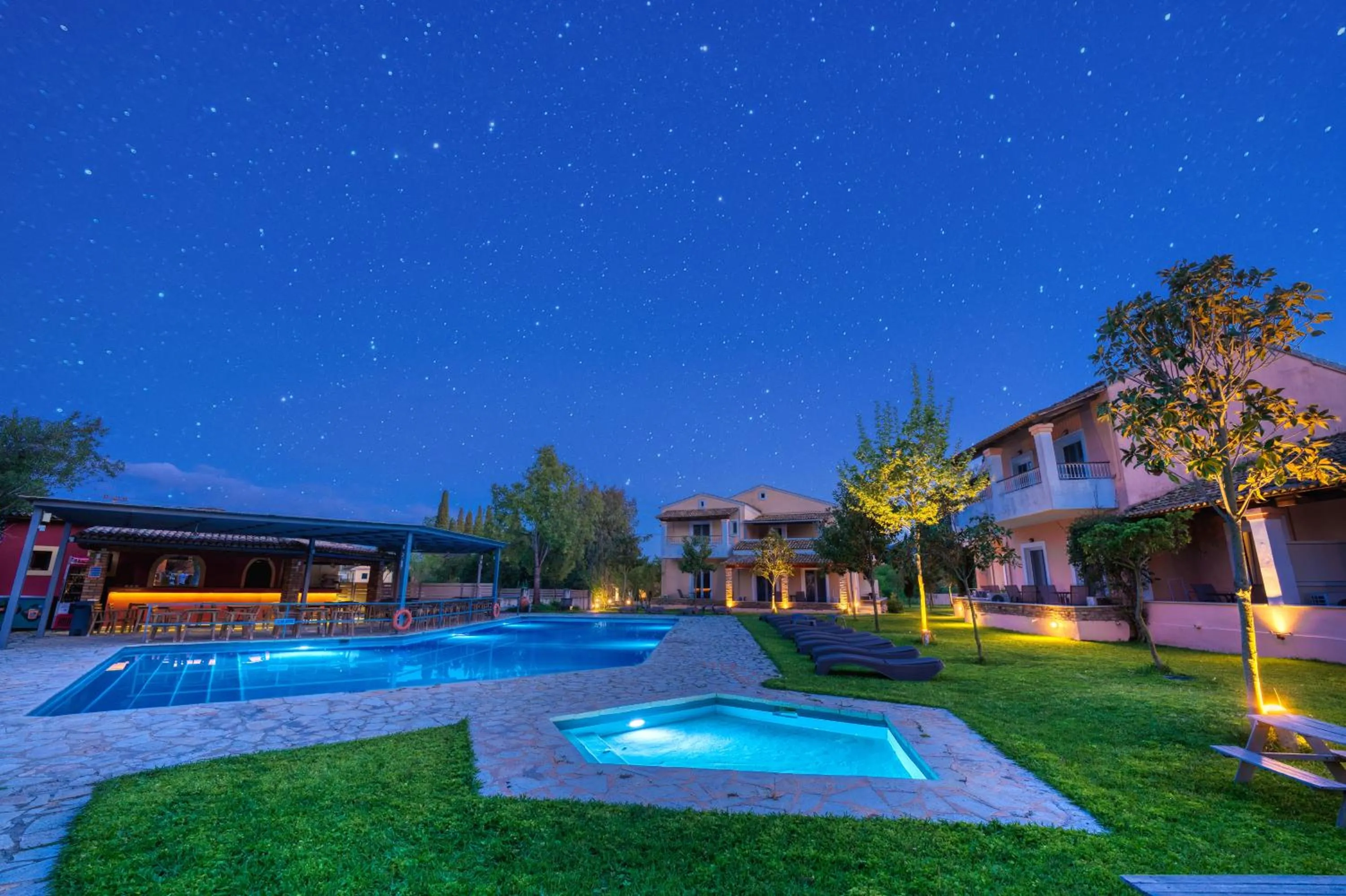 Swimming pool in Folies Corfu Town Hotel Apartments