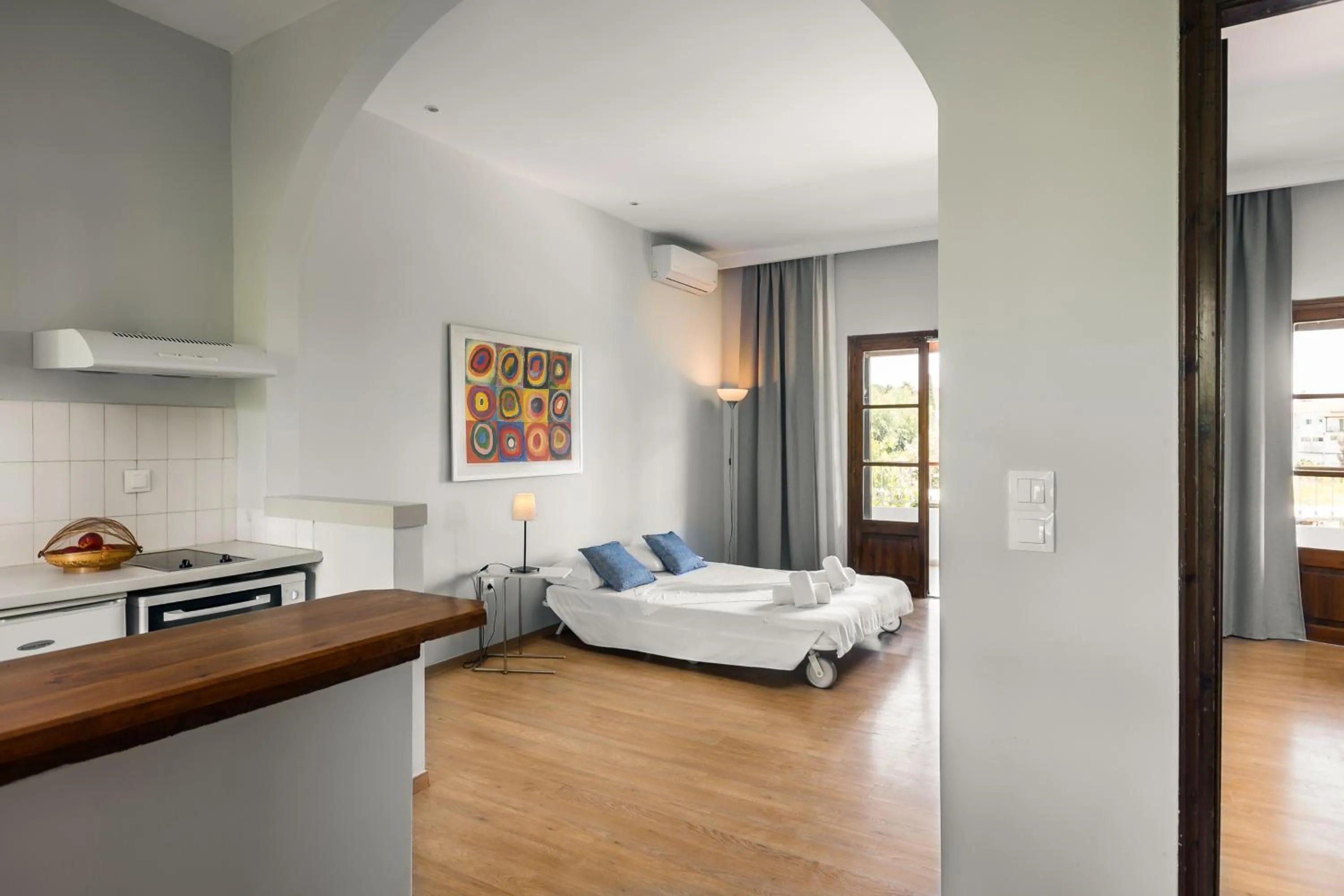 Photo of the whole room, Bed in Folies Corfu Town Hotel Apartments