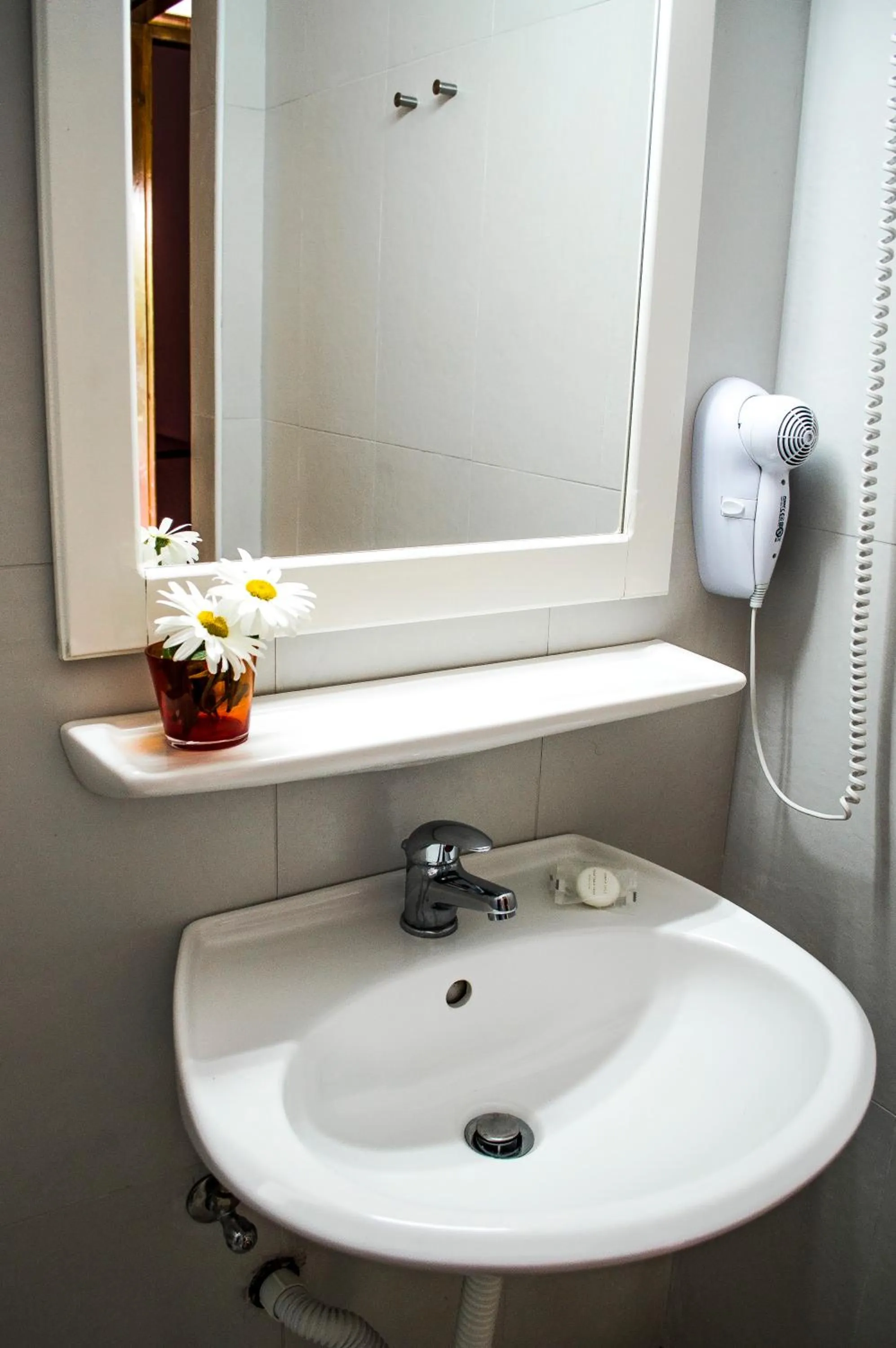 Bathroom in Folies Corfu Town Hotel Apartments