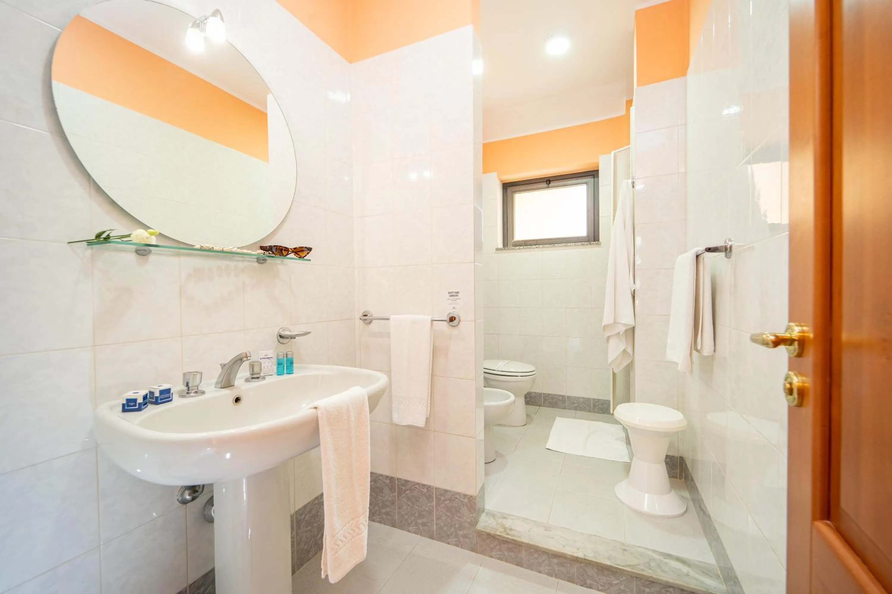 Bathroom in Hotel La Principessa