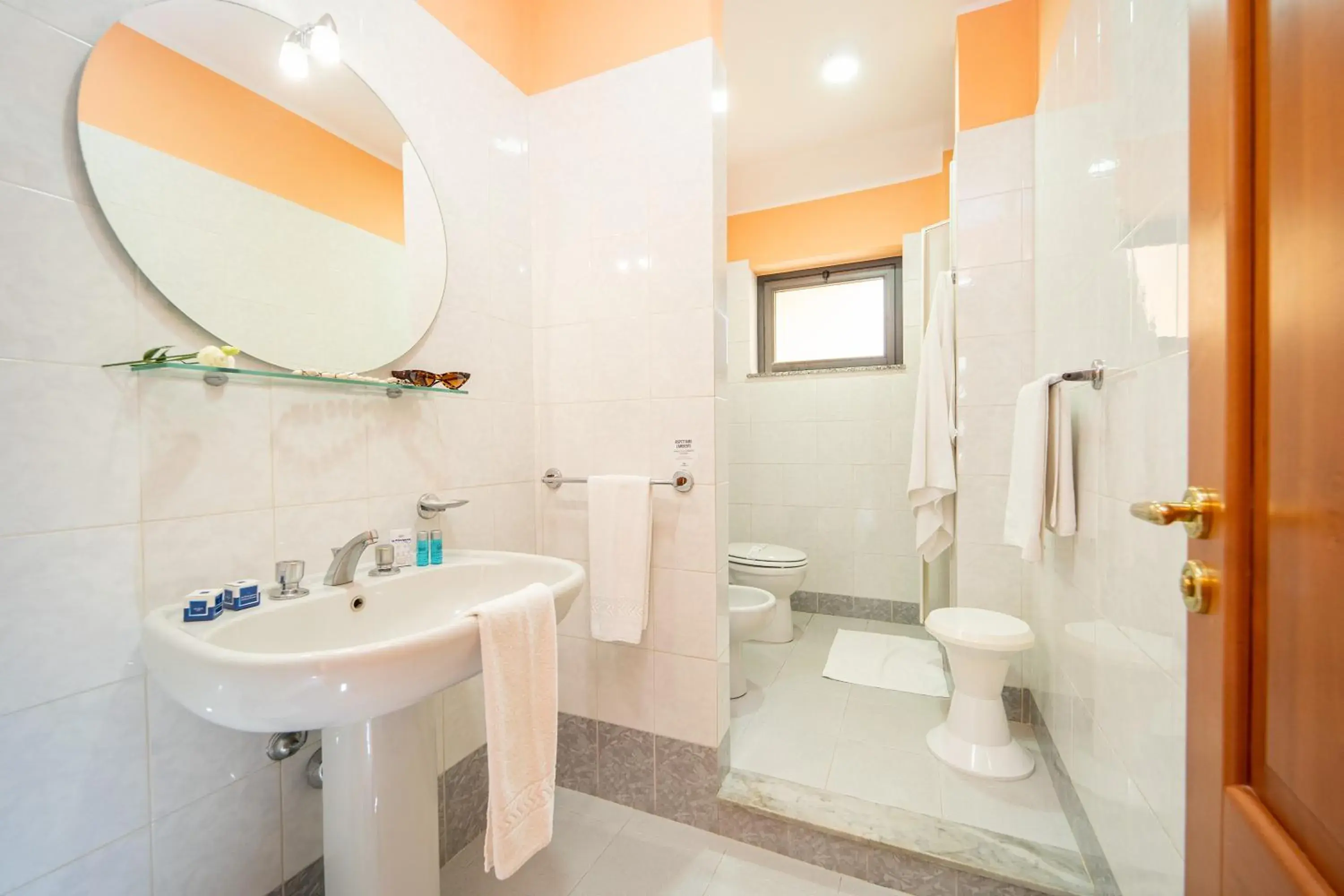 Superior Triple Room in Hotel La Principessa Superior Triple Room in Hotel La Principessa