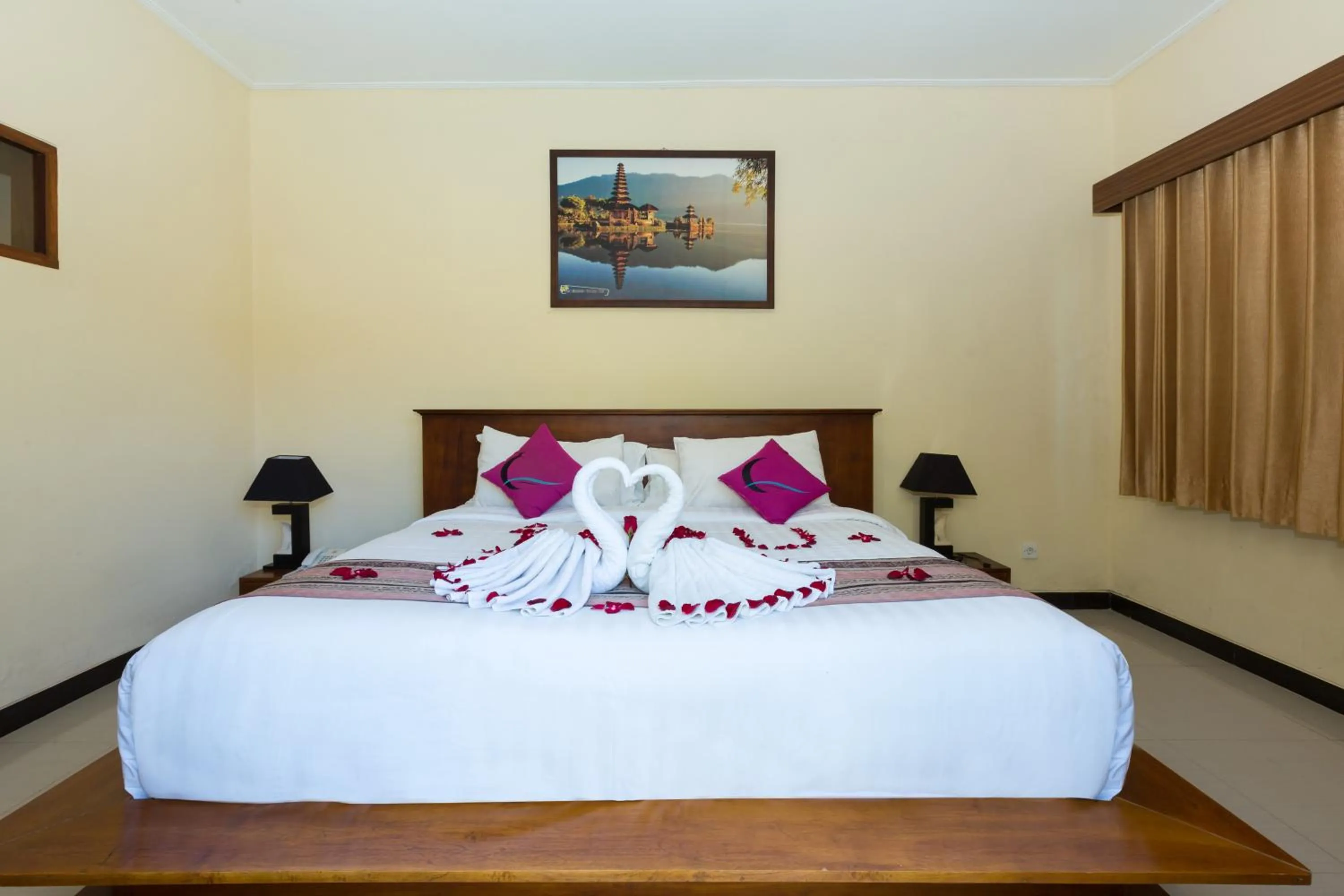 Bed in The Dewi Canggu Villa