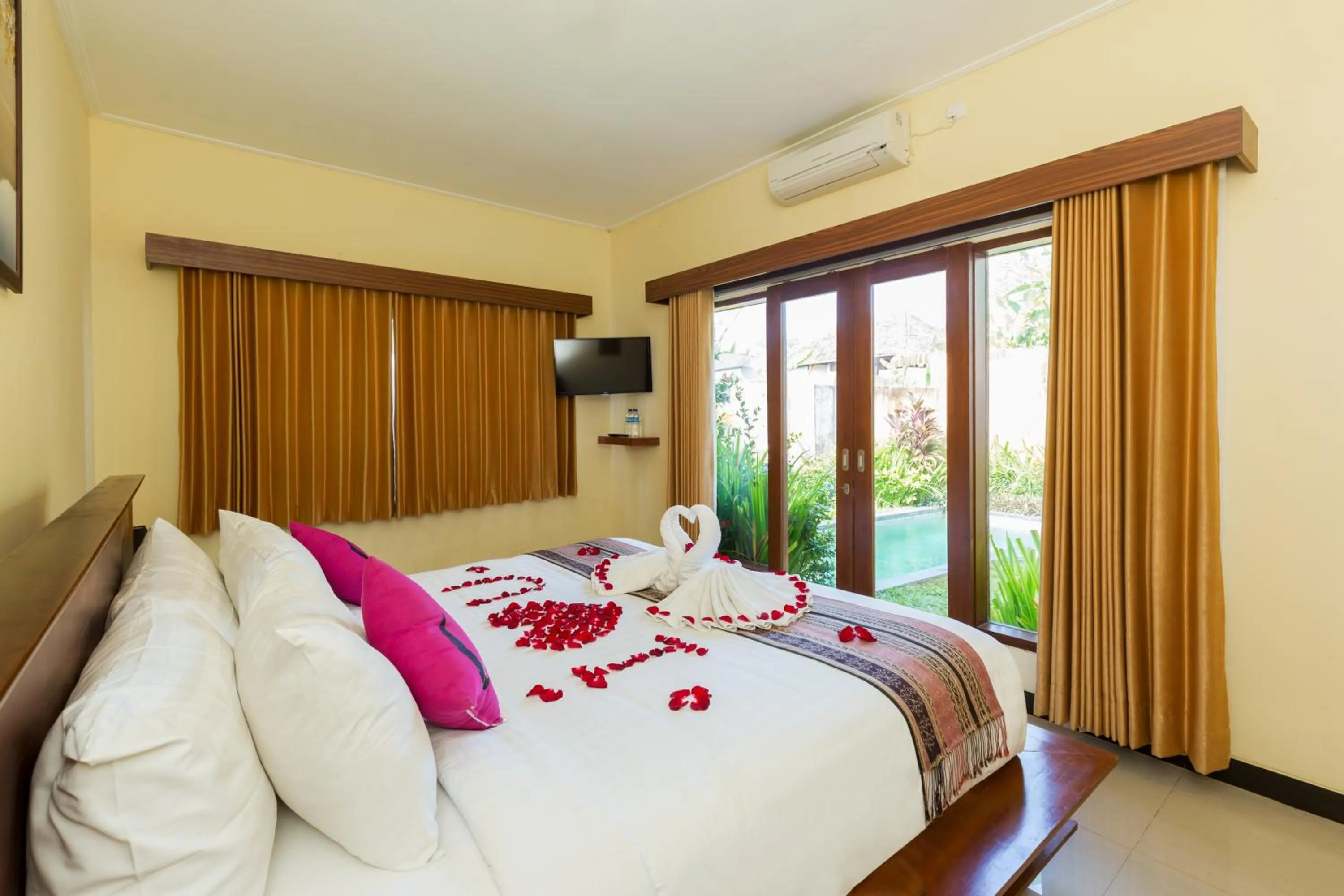 Area and facilities in The Dewi Canggu Villa