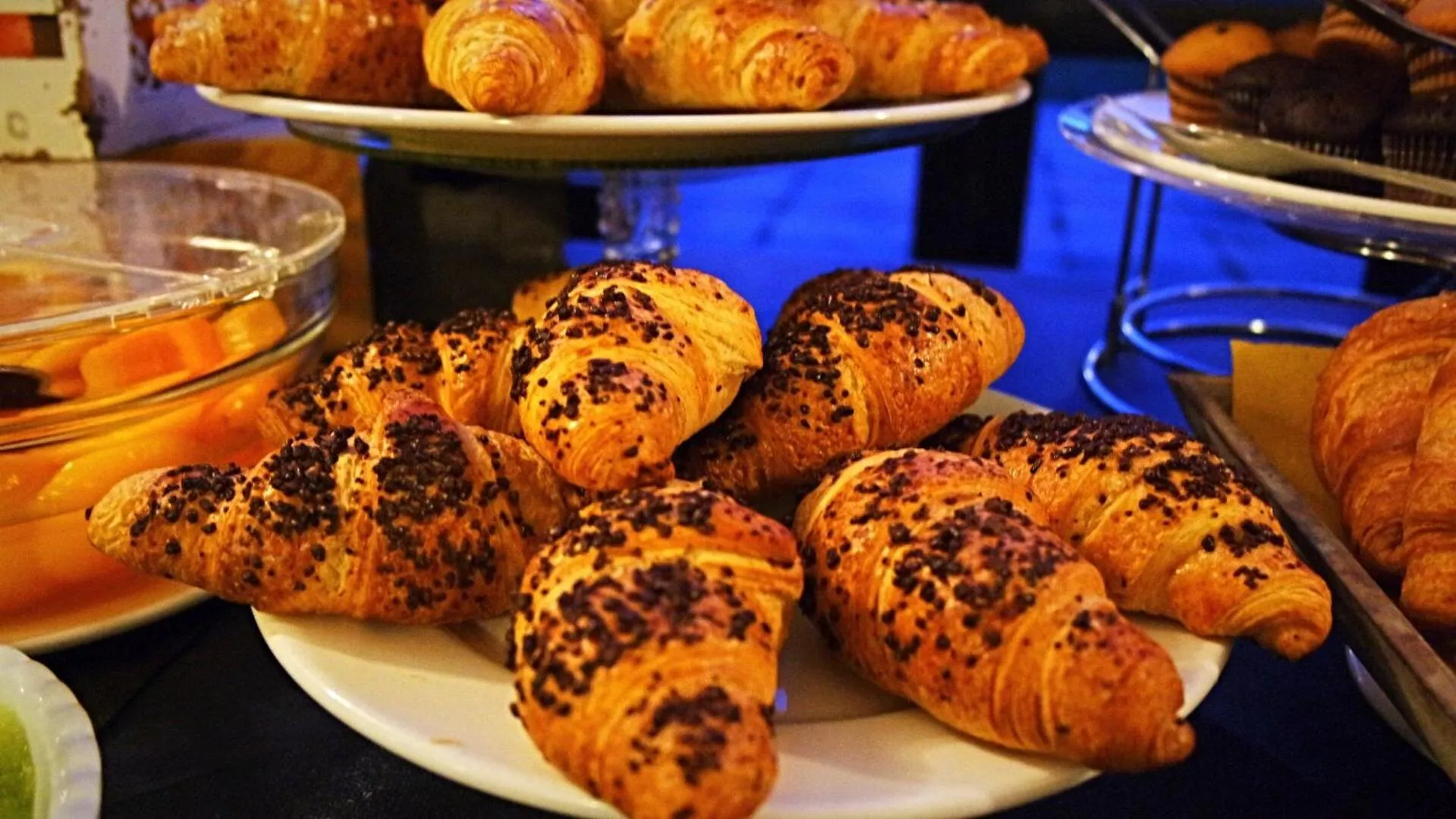 Buffet breakfast in Albergo Della Roccia