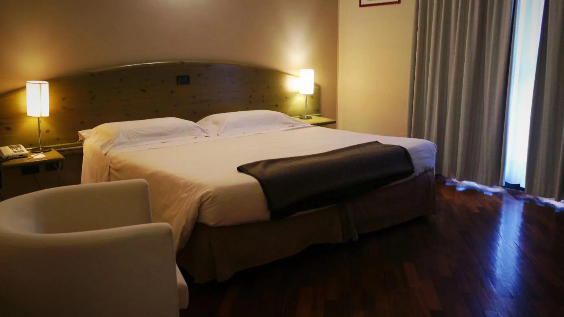 Bed in Albergo Della Roccia