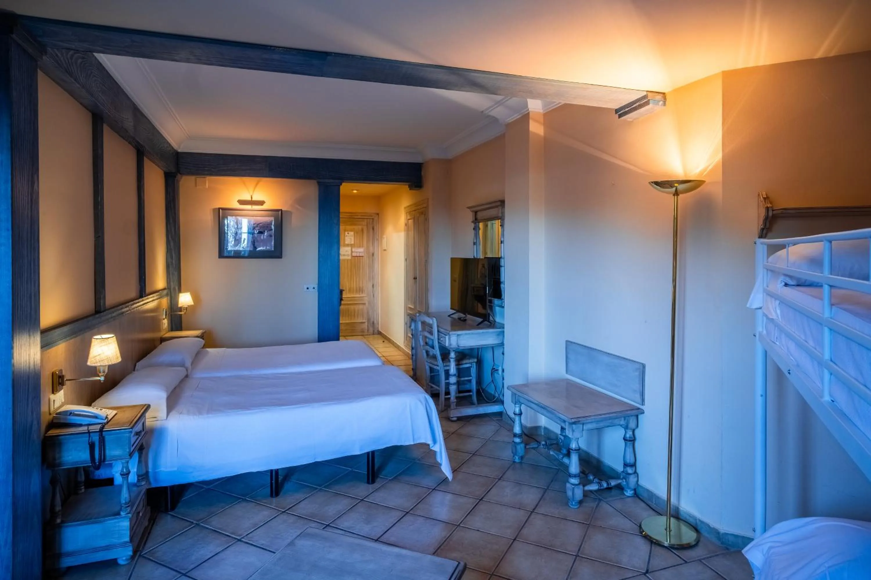 Bed in The Mountains Hotel