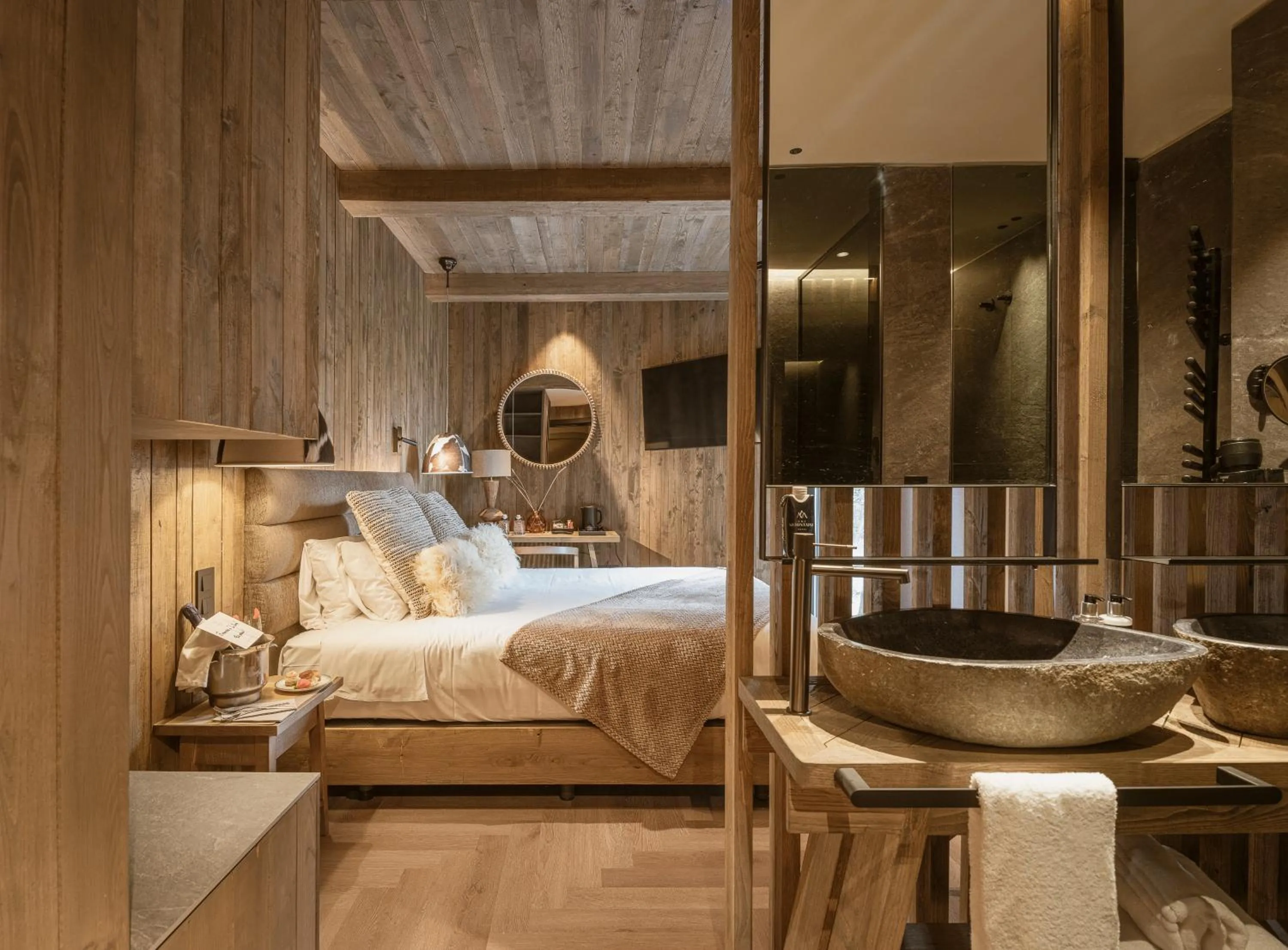 Bed in The Mountains Hotel