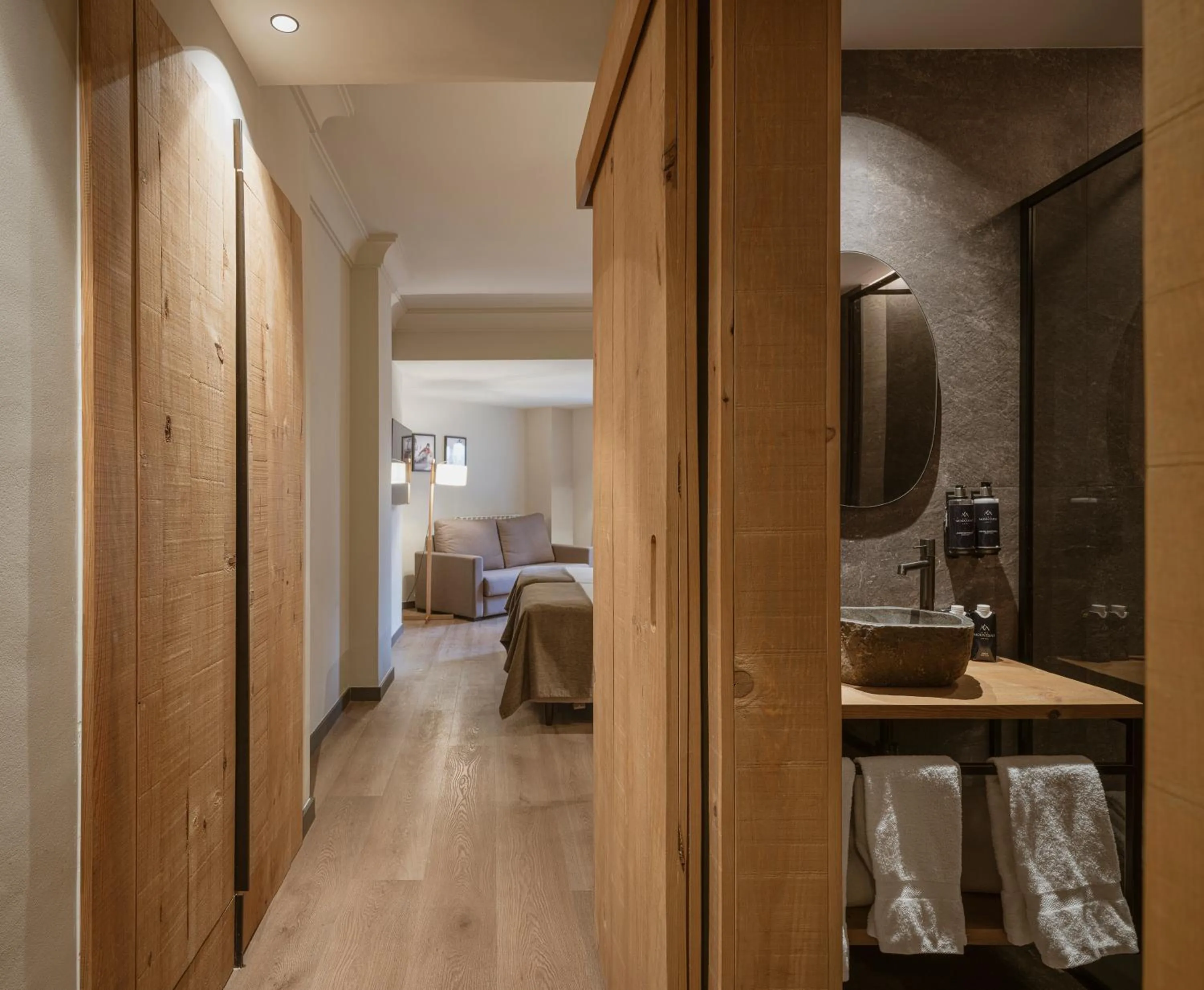 Bed in The Mountains Hotel