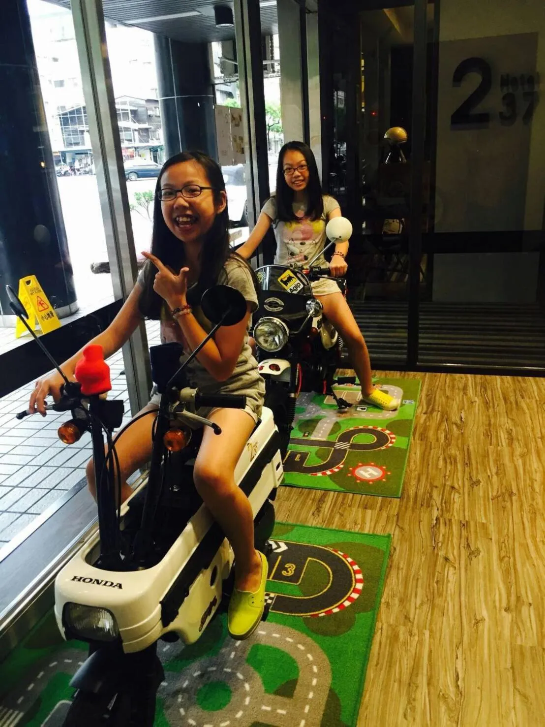 older children in 237 Hotel