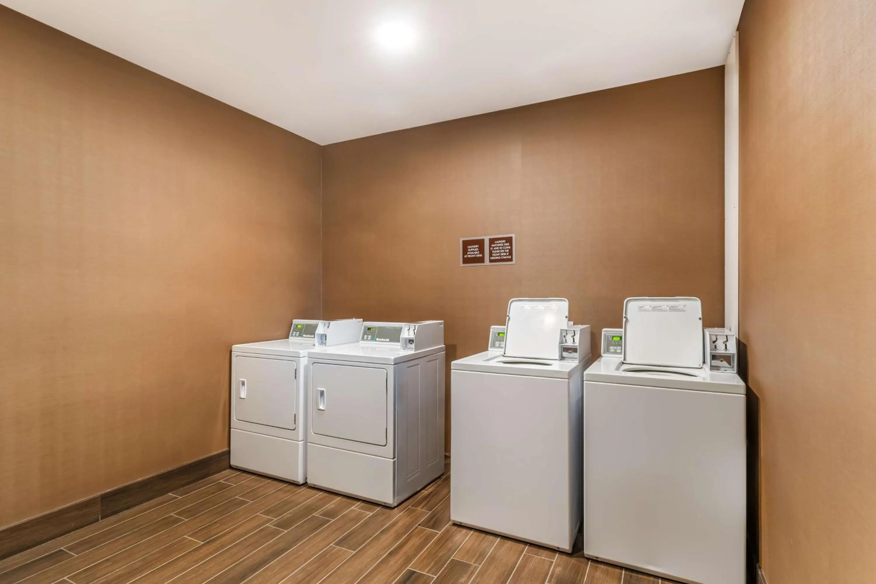 laundry in Best Western Plus Kindersley Hotel