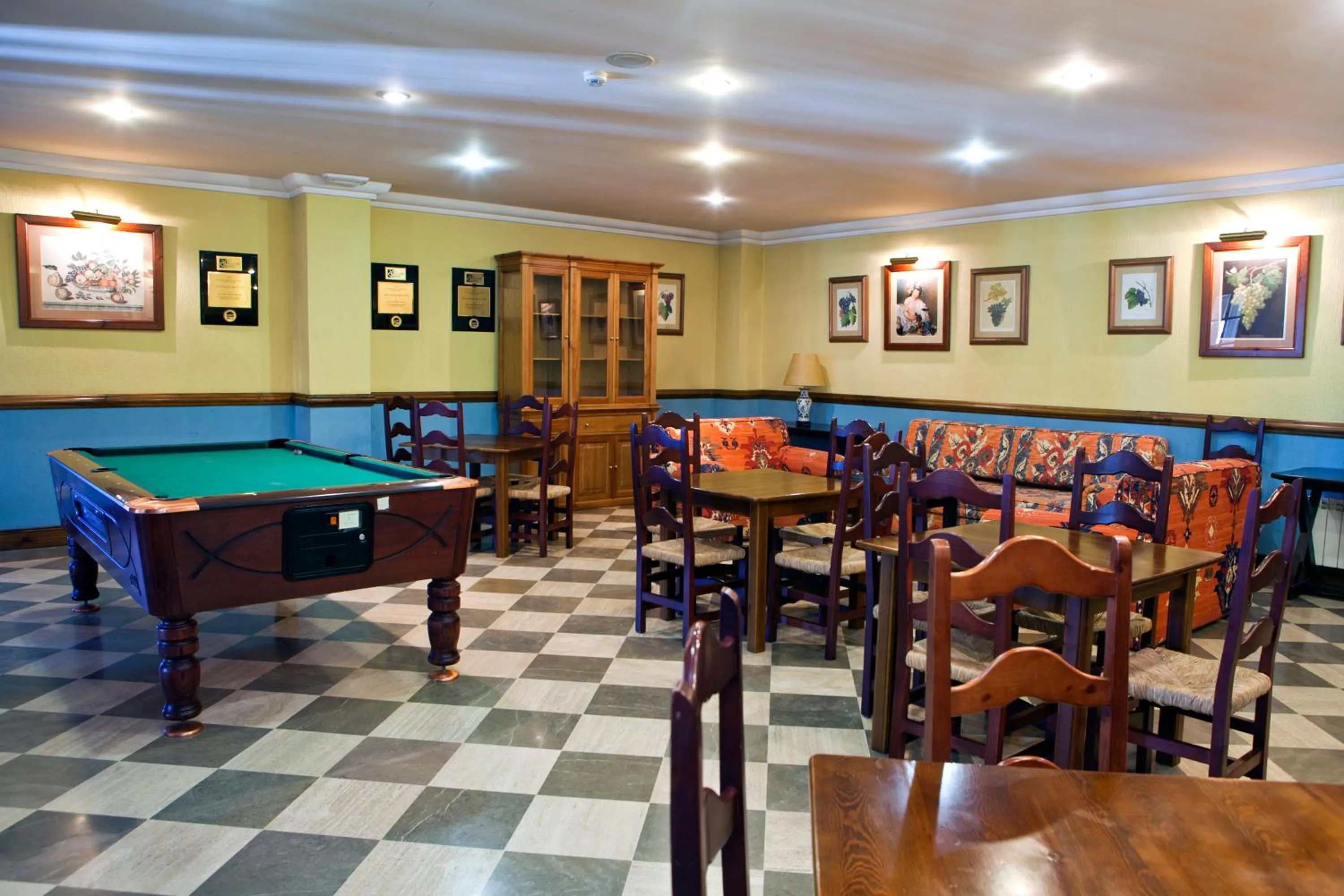 Game Room in Hotel Apartamentos Trevenque