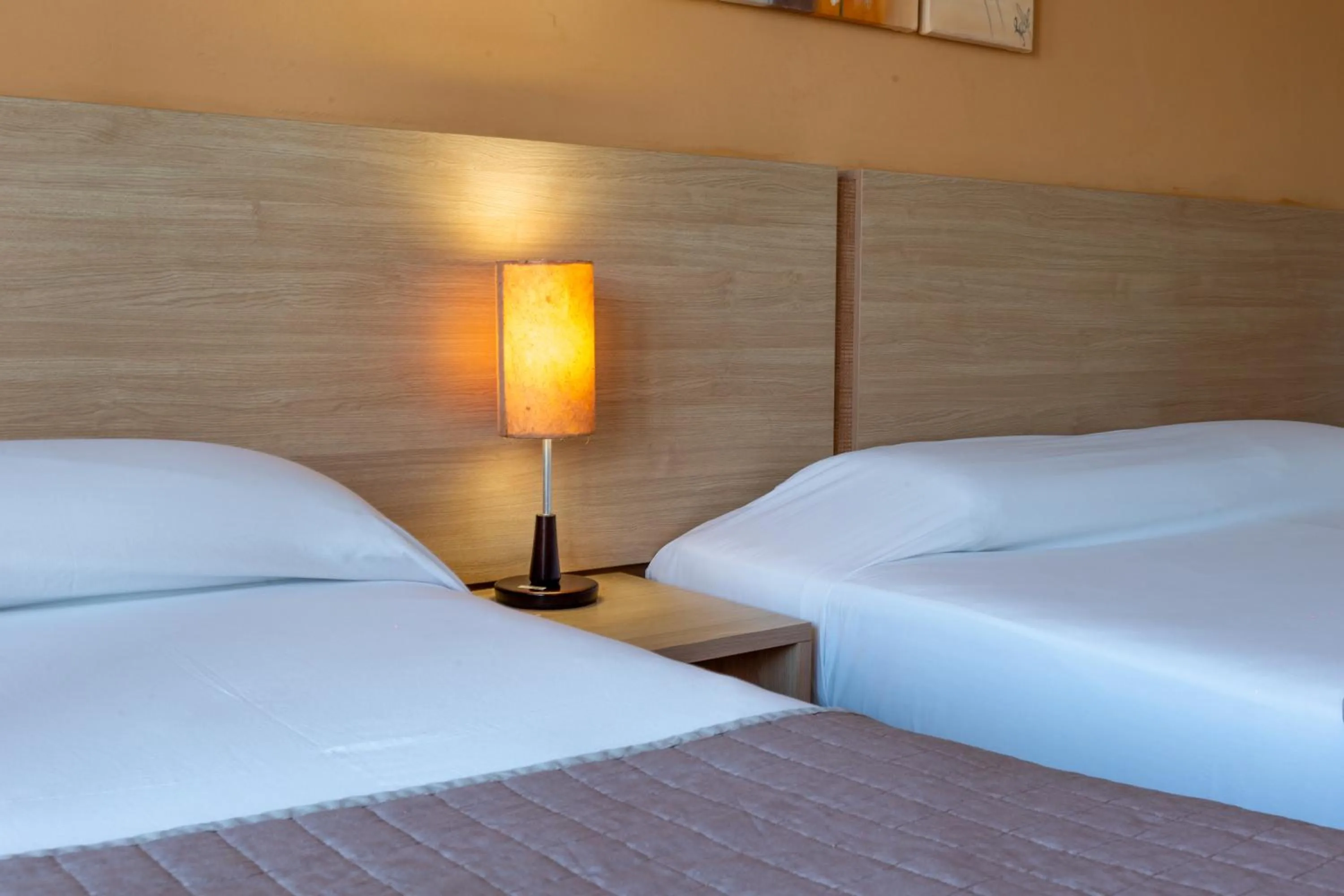 Bedroom, Bed in Rede Andrade Comfort