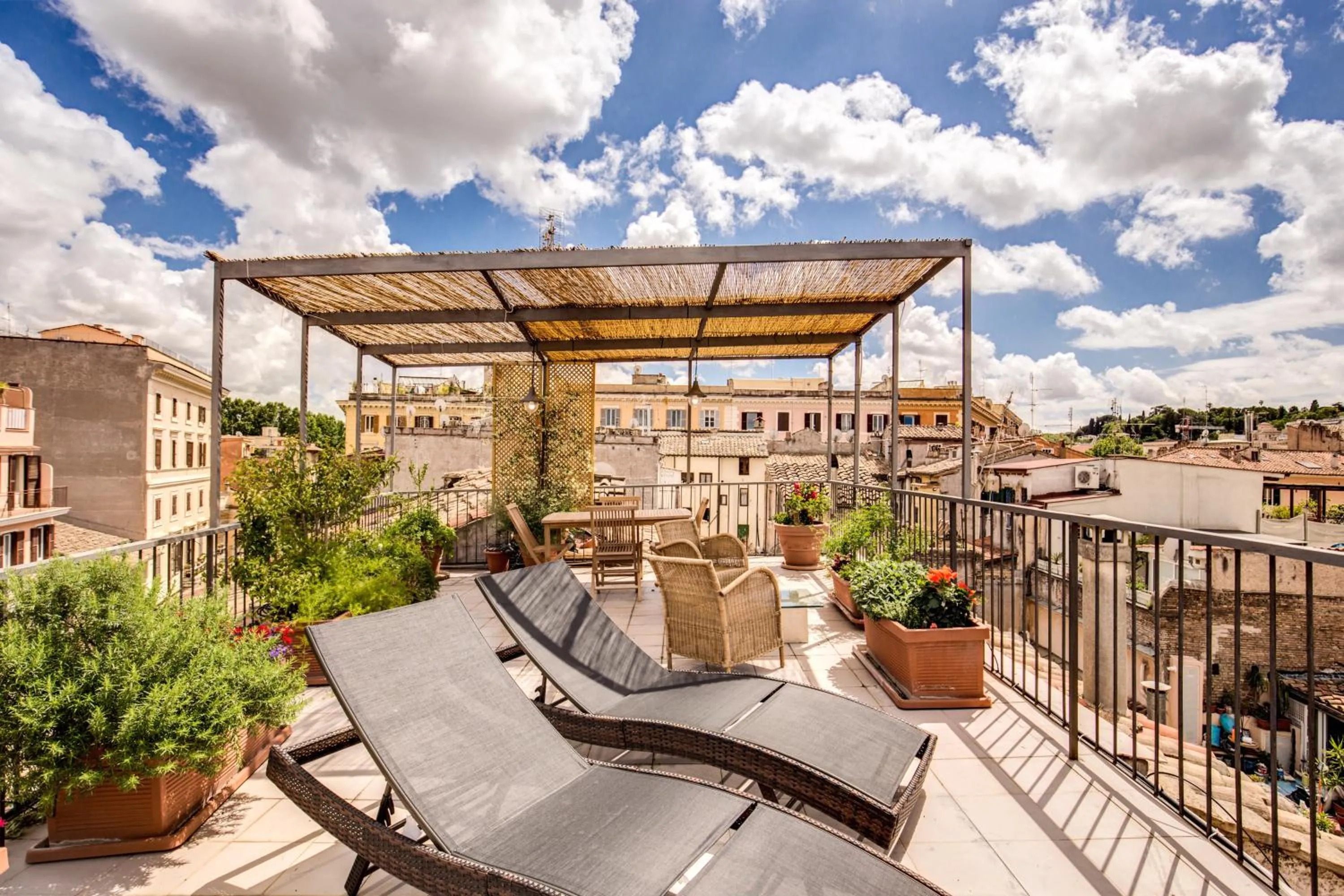 Trastevere Attic with Terrace