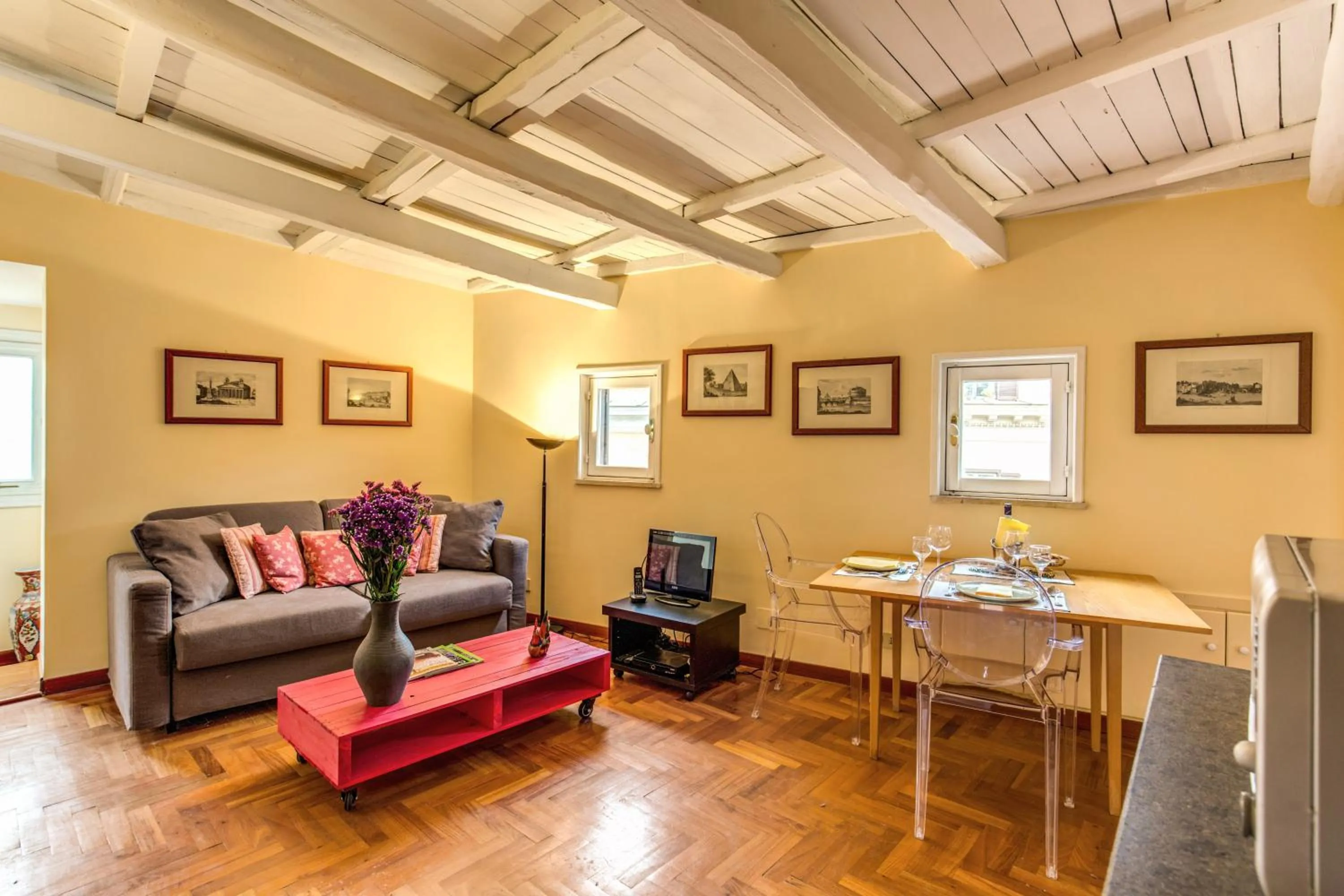 Trastevere Attic with Terrace