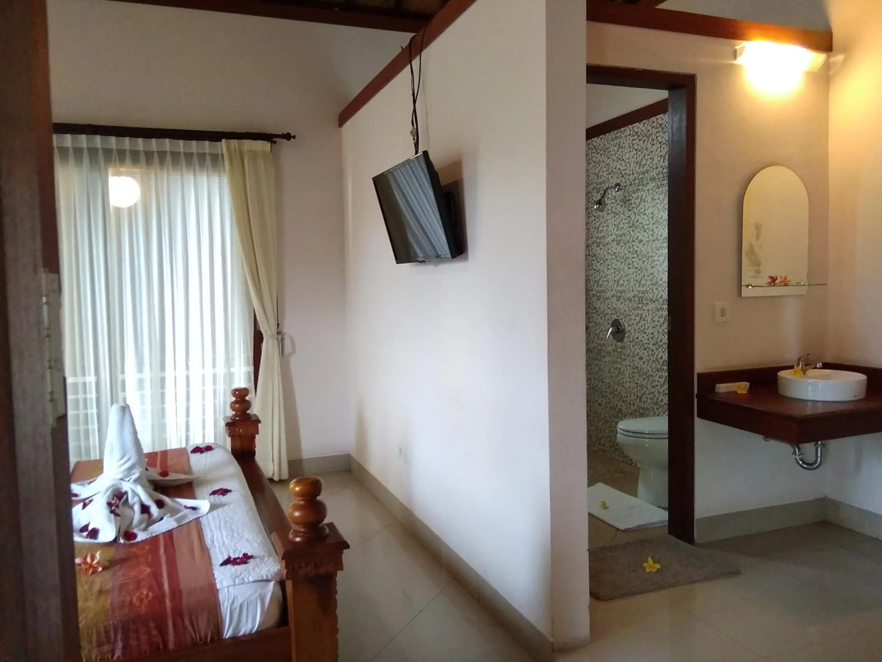 TV and multimedia in Betutu Bali Villas