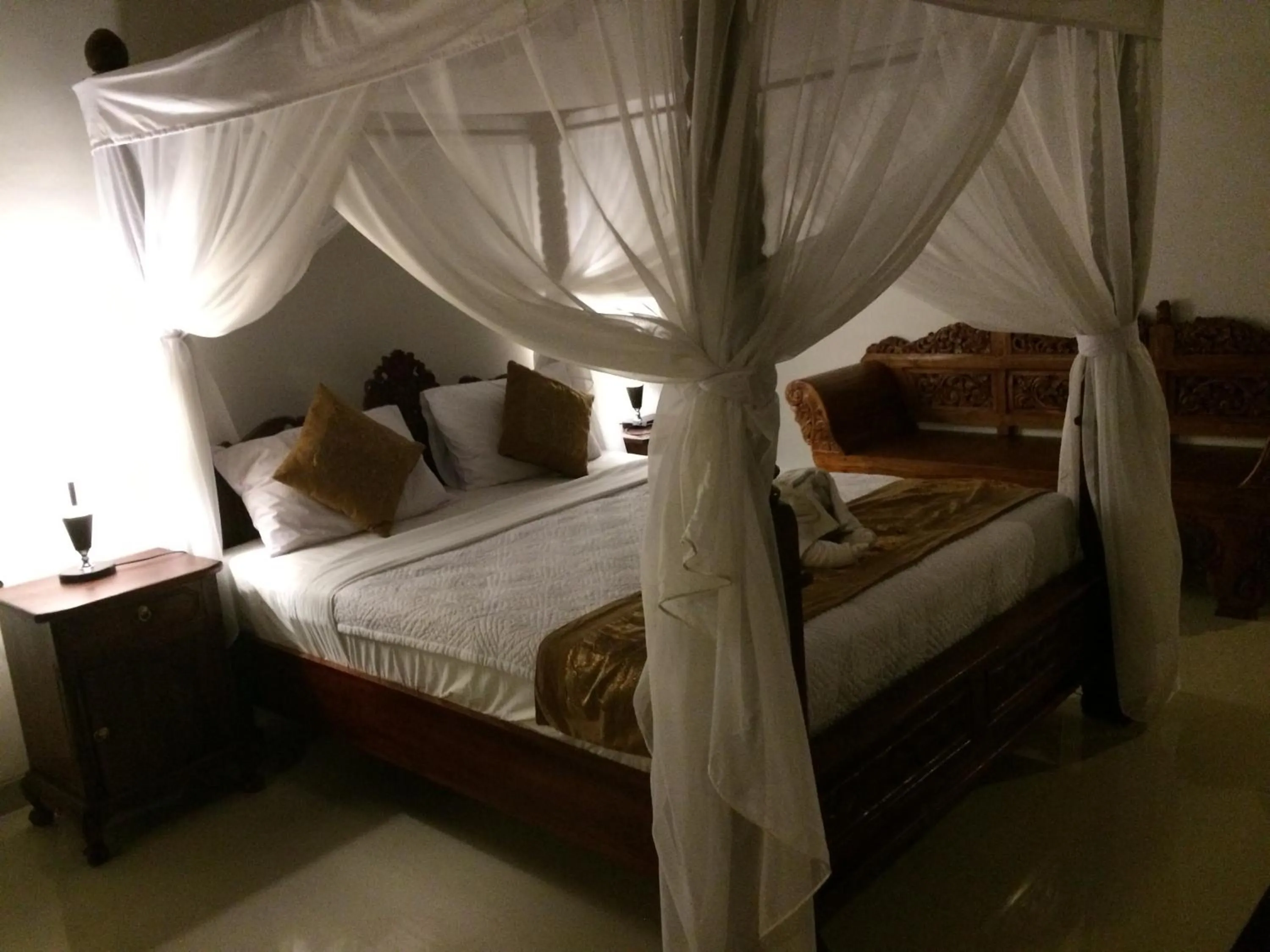 Bed in Betutu Bali Villas